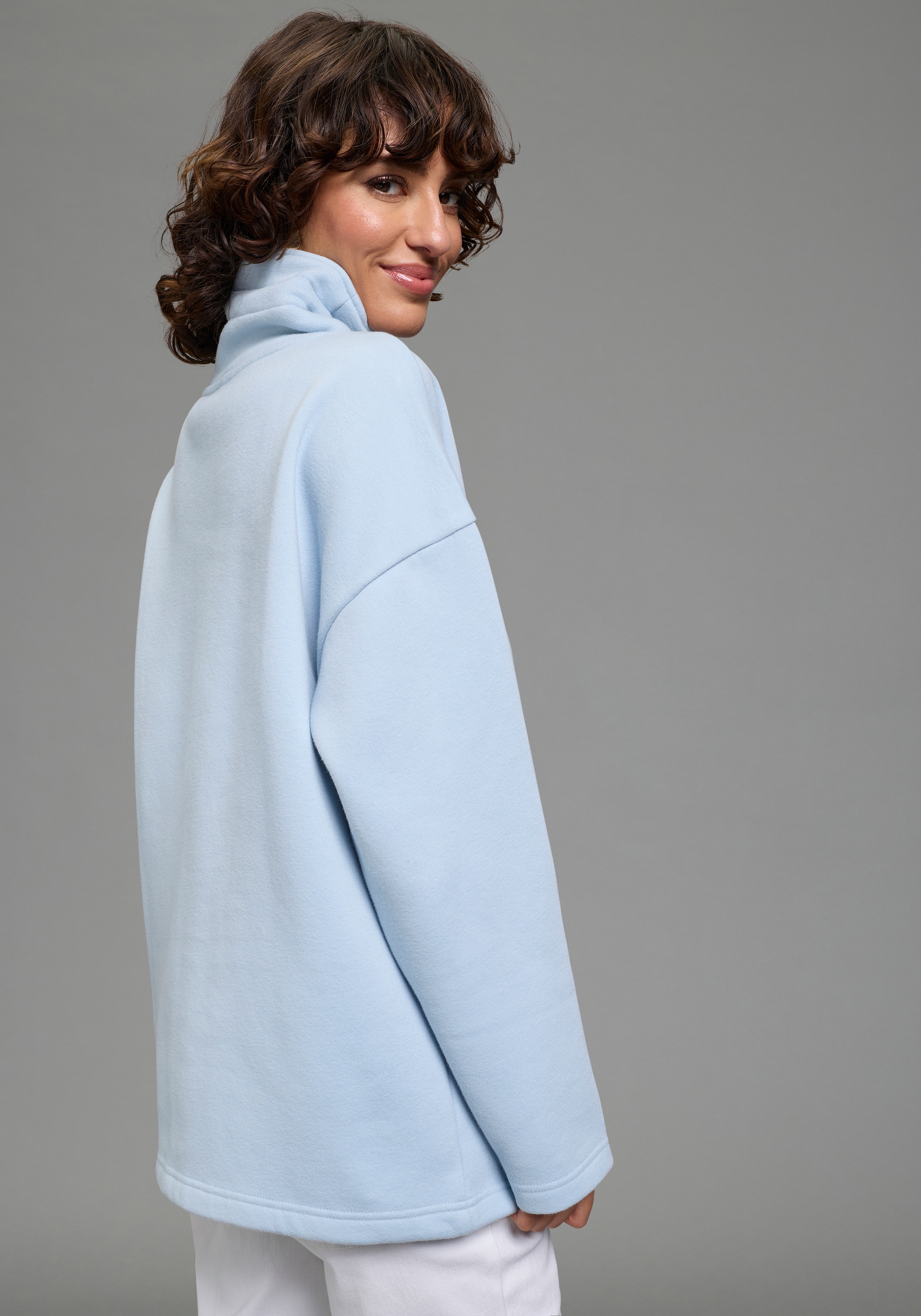 Laura Scott Longsweatshirt , casual Stil, hoher Stehkragen mit Kordelzug, hüftbedeckende Länge
