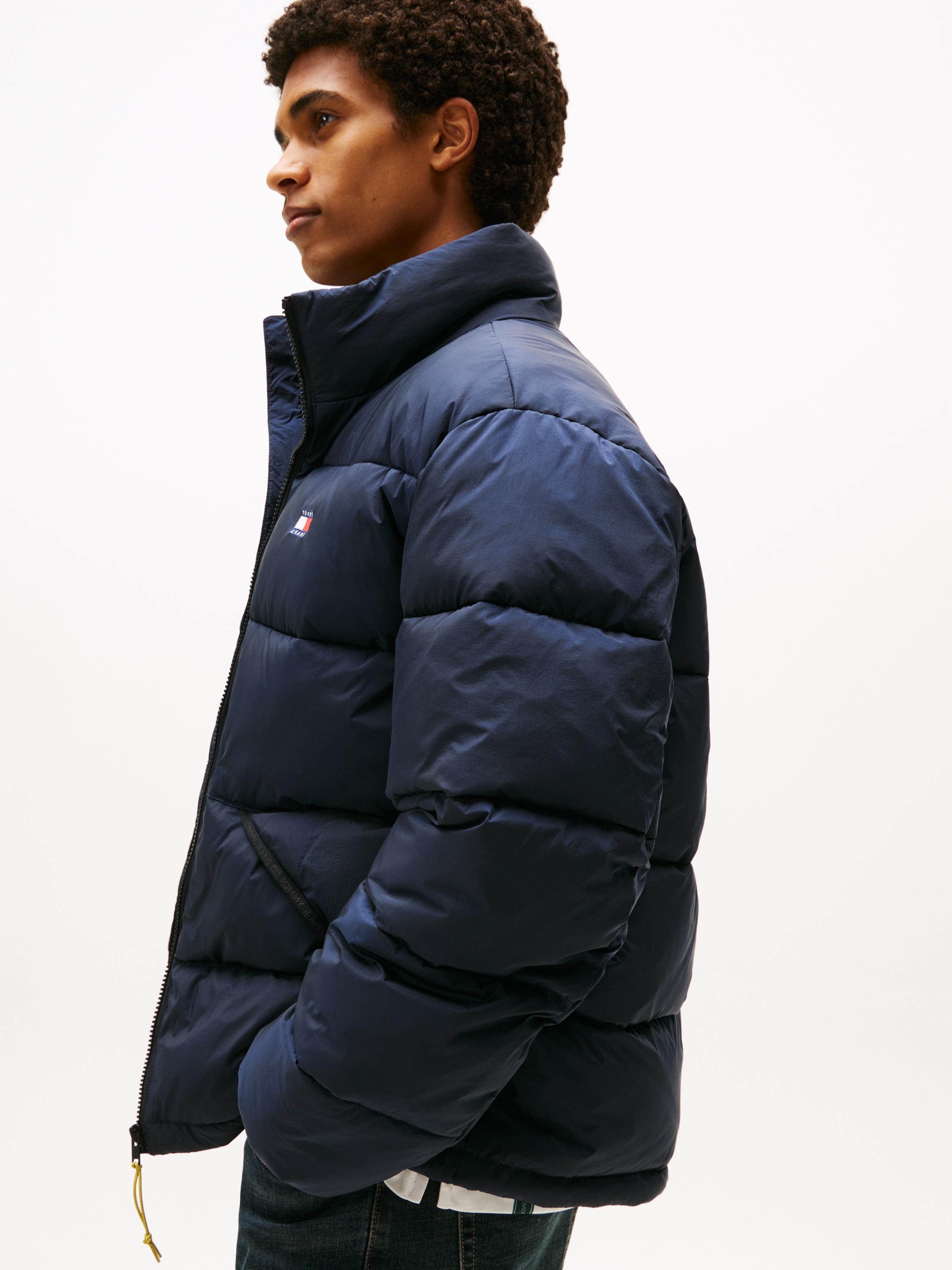 Tommy Jeans Steppjacke »VAIL PUFFER« ohne Kapuze Winterjacke Pufferjacket Regular fit mit Rundhalsausschnitt