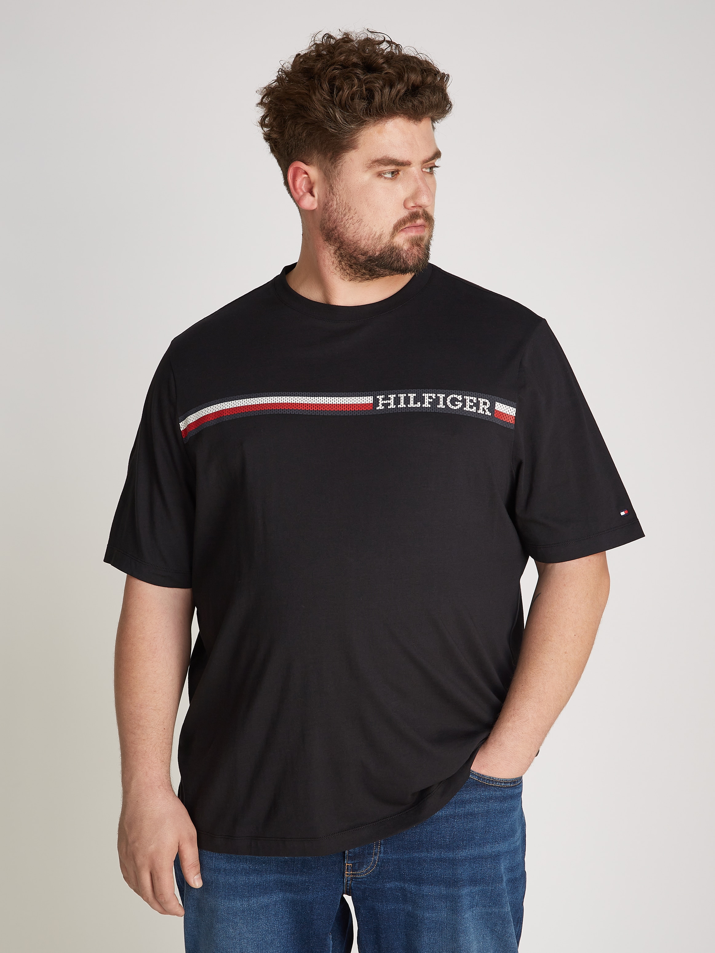 Tommy Hilfiger Big & Tall T-Shirt »BT-CHEST STRIPE TEE-B«, Große Größen mit Logostickerei