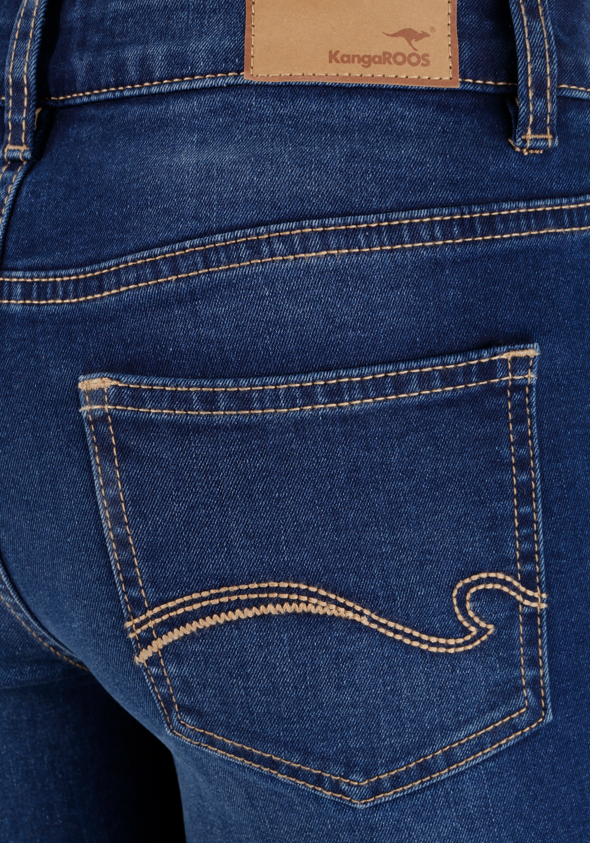 KangaROOS 5-Pocket-Jeans »SUPER SKINNY HIGH RISE«, knöchellang, mit Used-Optik, hohe Leibhöhe