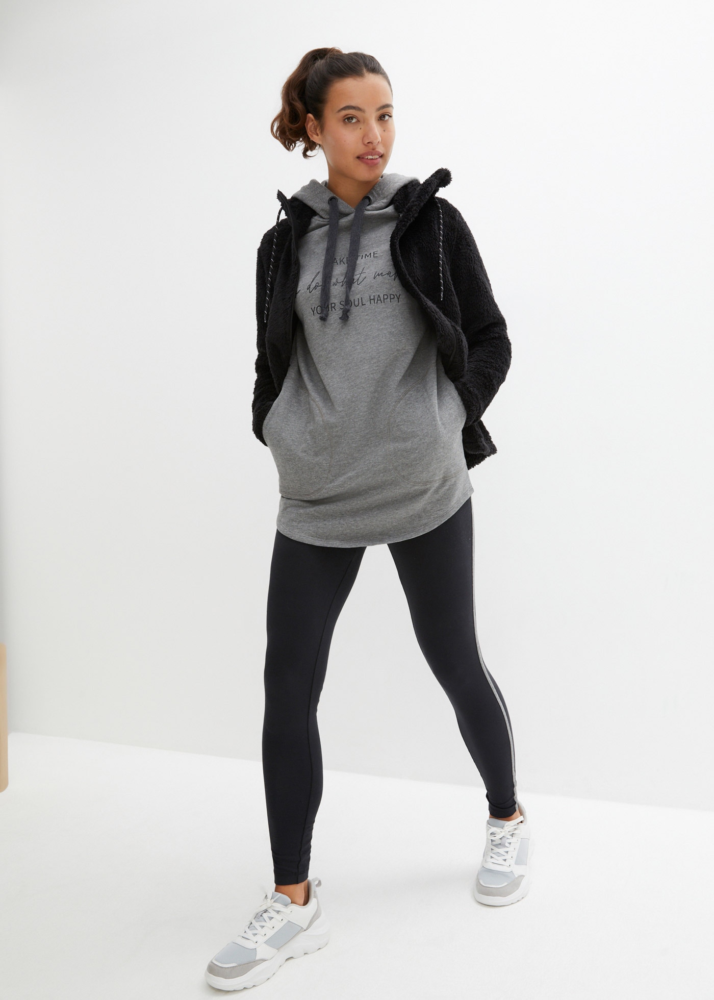 bonprix Jogginganzug »Jogginganzug mit Long-Sweatshirt und Leggings (2-teilig)« Jogginganzug mit Long-Sweatshirt und Leggings (2-teilig)