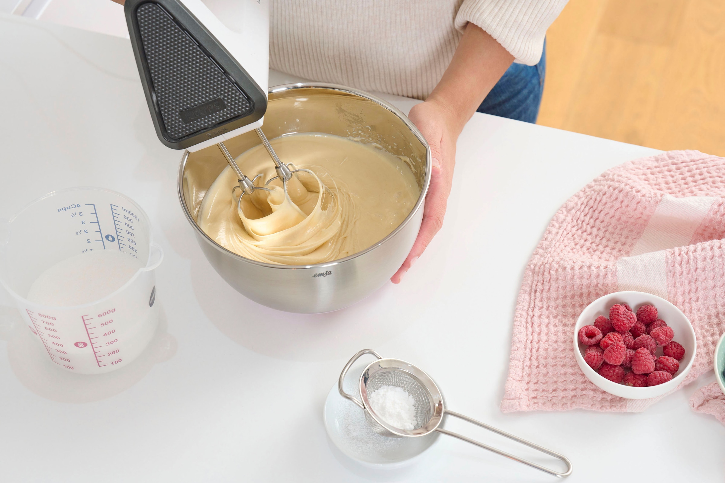 Emsa Rührschüssel »Prep&Bake«, 1 tlg., aus Edelstahl, rutschfester Boden, Ausgießlippe für präzises Ausgießen