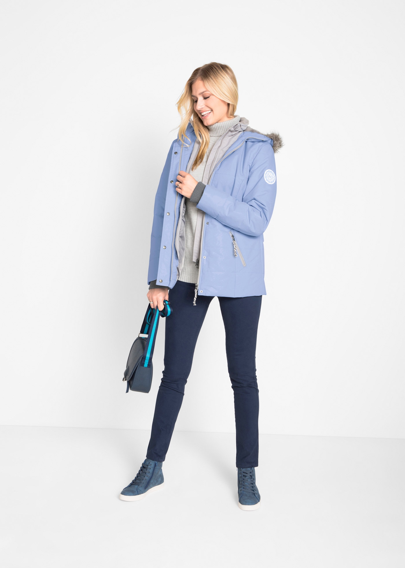 bonprix Winterjacke »Winterjacke in 2-in1 Optik« mit Kapuze mit 2-in-1 Optik, mit integriertem Fleeceeinsatz, Slim fit Passform