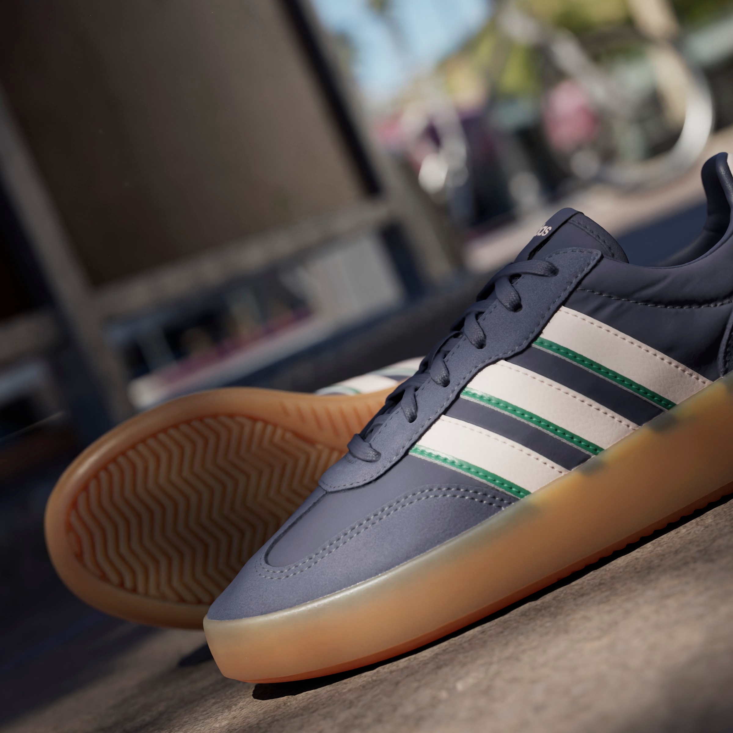 adidas Sportswear Sneaker »BARREDA DECODE«  inspiriert vom Design des adidas handball spezial