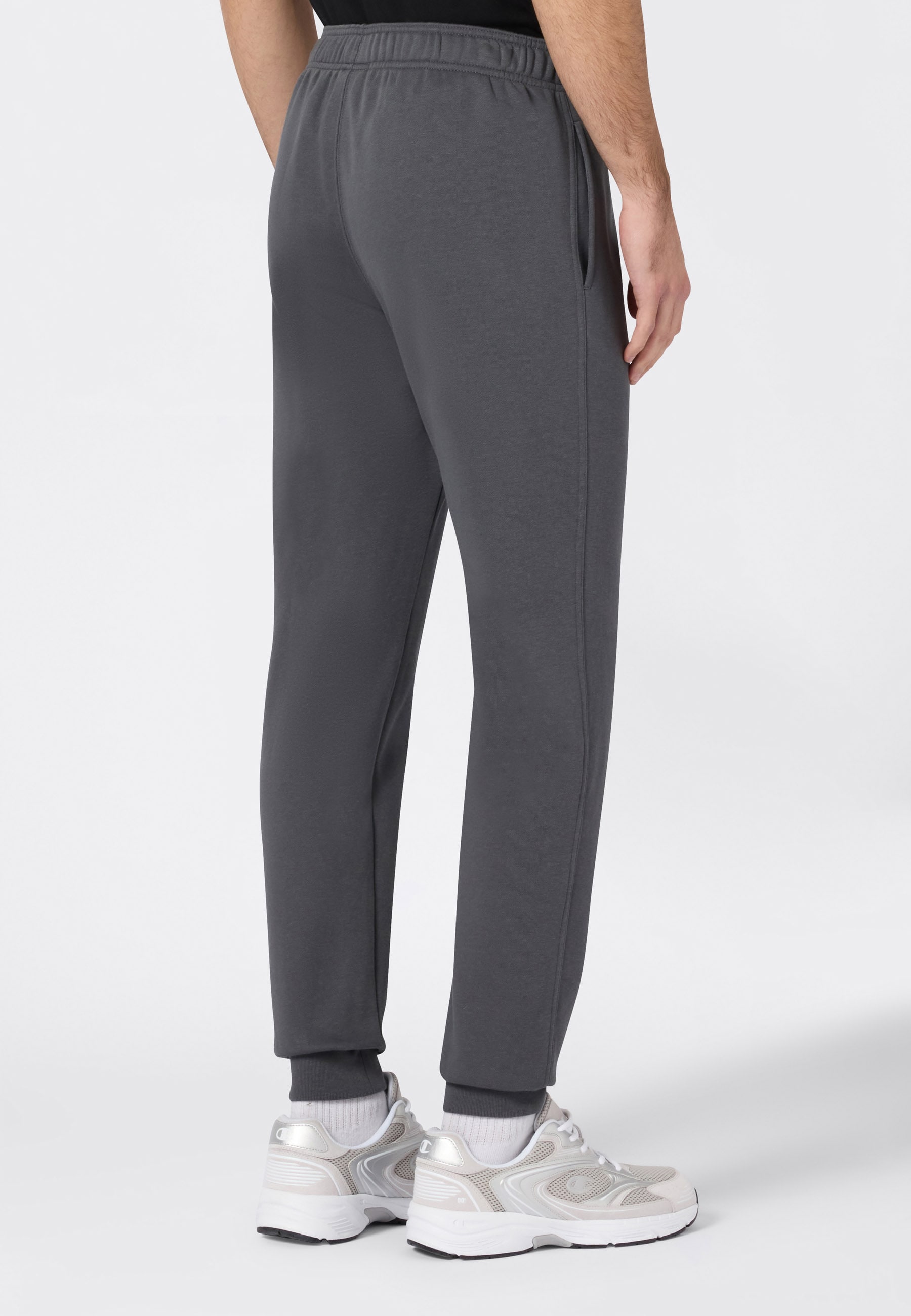 Champion Jogginghose »SPORTWEAR JOGGERS Slim Fit«  mit elastischem Bund und Tunnelzug
