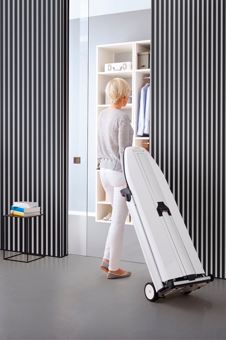 Miele Bügelsystem »FashionMaster« 2200 W mit Wabensohle & zusätzlichem Steamer für beste Bügelergebnisse