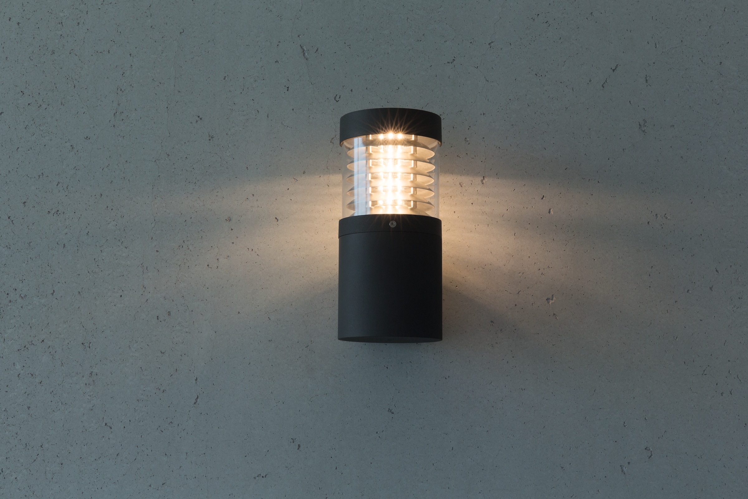 HEITRONIC Außen-Wandleuchte »Kresos«, 1 flammig, Leuchtmittel E27 | ohne Leuchtmittel, Wandlampe, Außenlampe, klarer 360°-Lichtaustritt