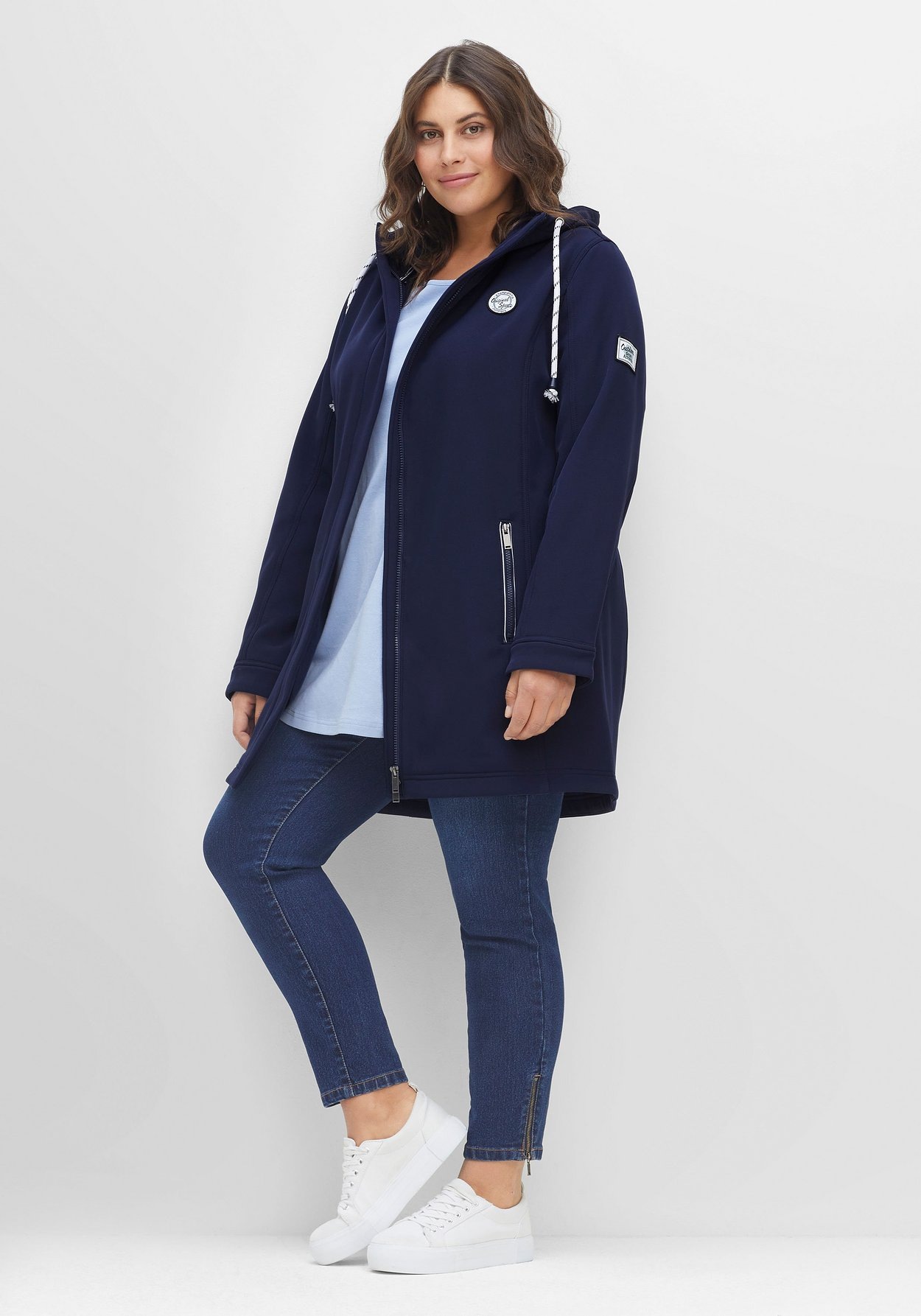 Sheego Softshelljacke »Long-Softshelljacke mit weicher Fleece-Innenseite«