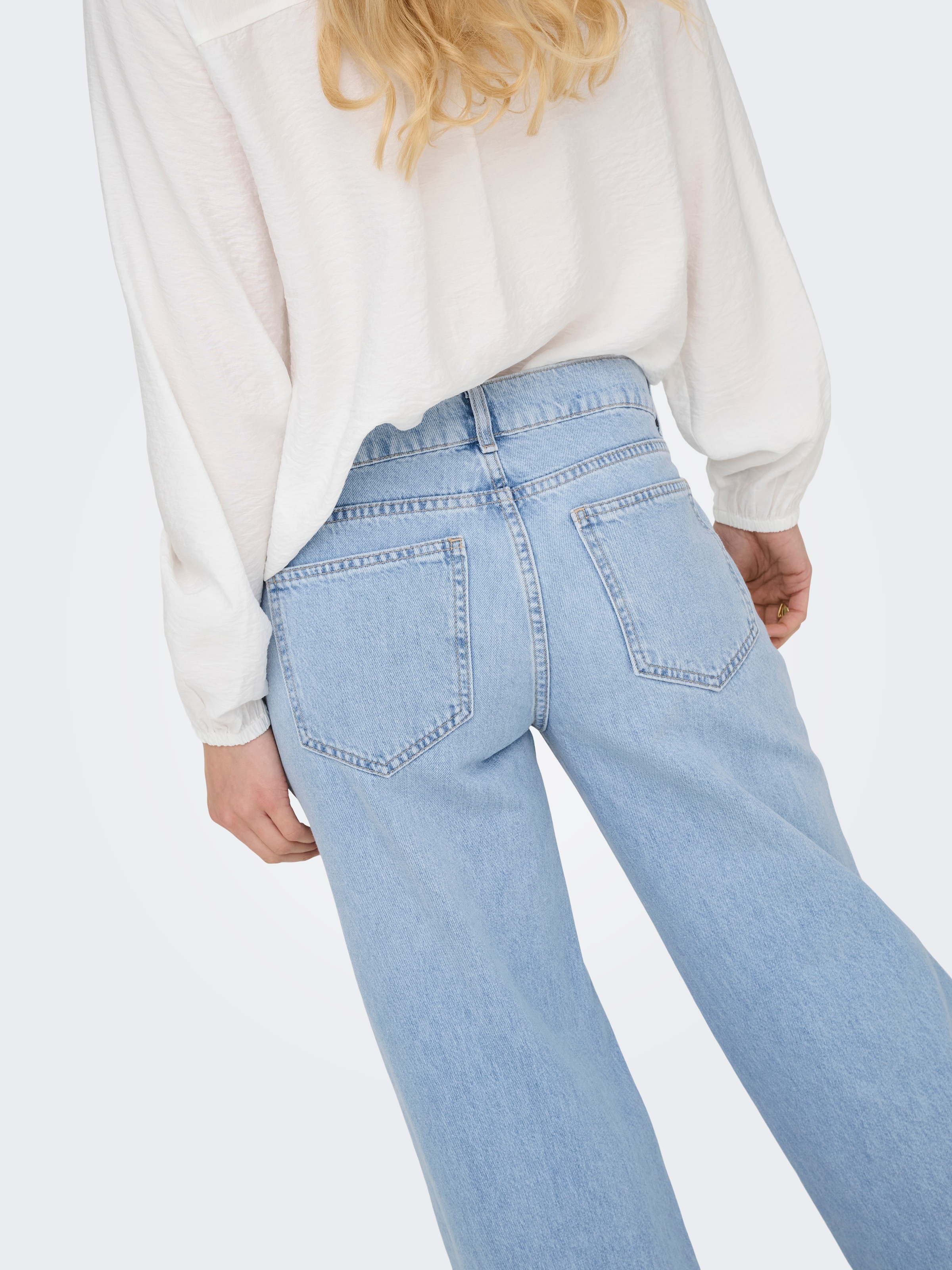 ONLY Low-rise-Jeans »ONLBRENDA LOW WIDE DNM CRO045« Baumwolle, low waist, wide fit