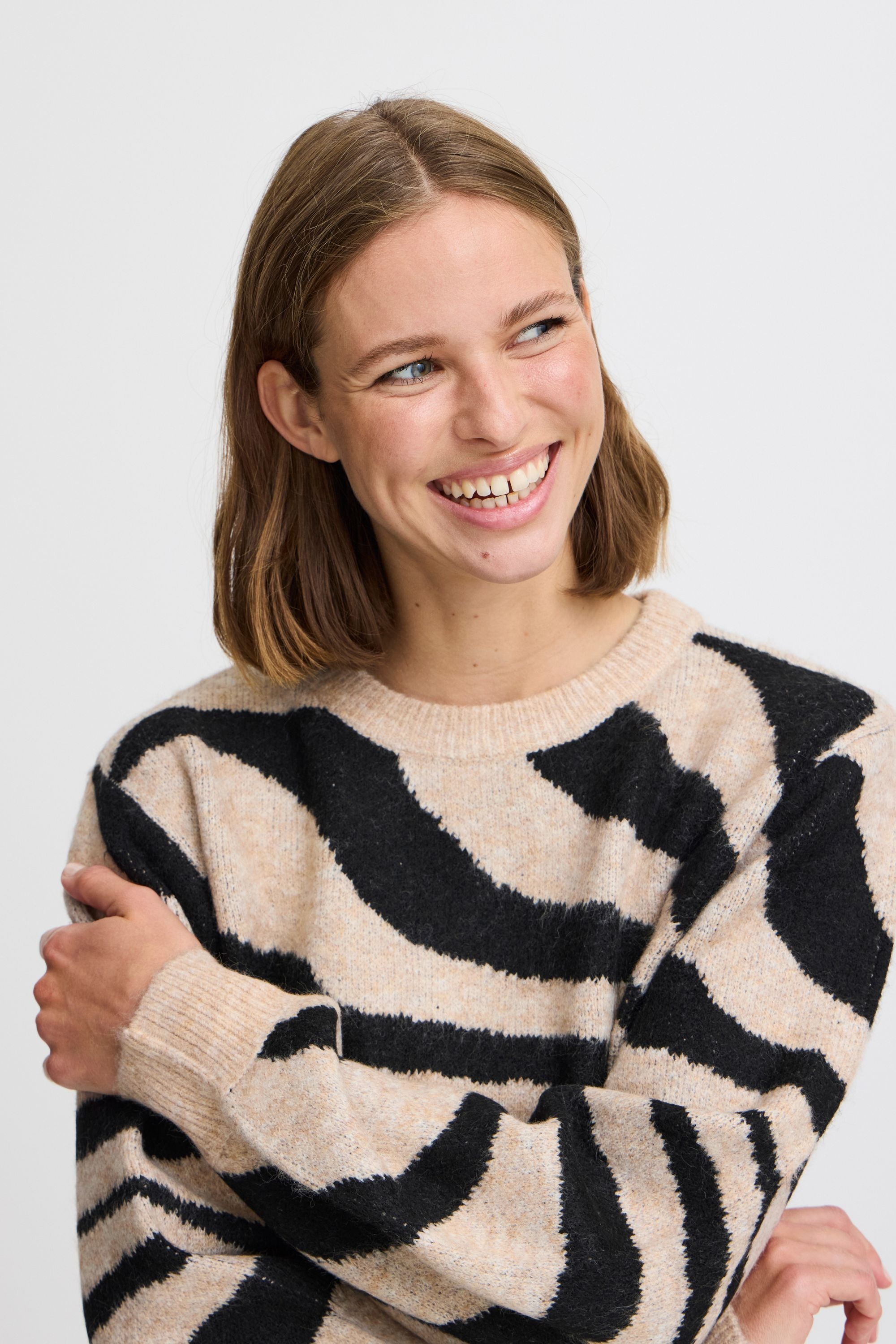 b.young Strickfleece-Pullover »Strickpullover BYBXMINYA ANIMAL JUMPER -«