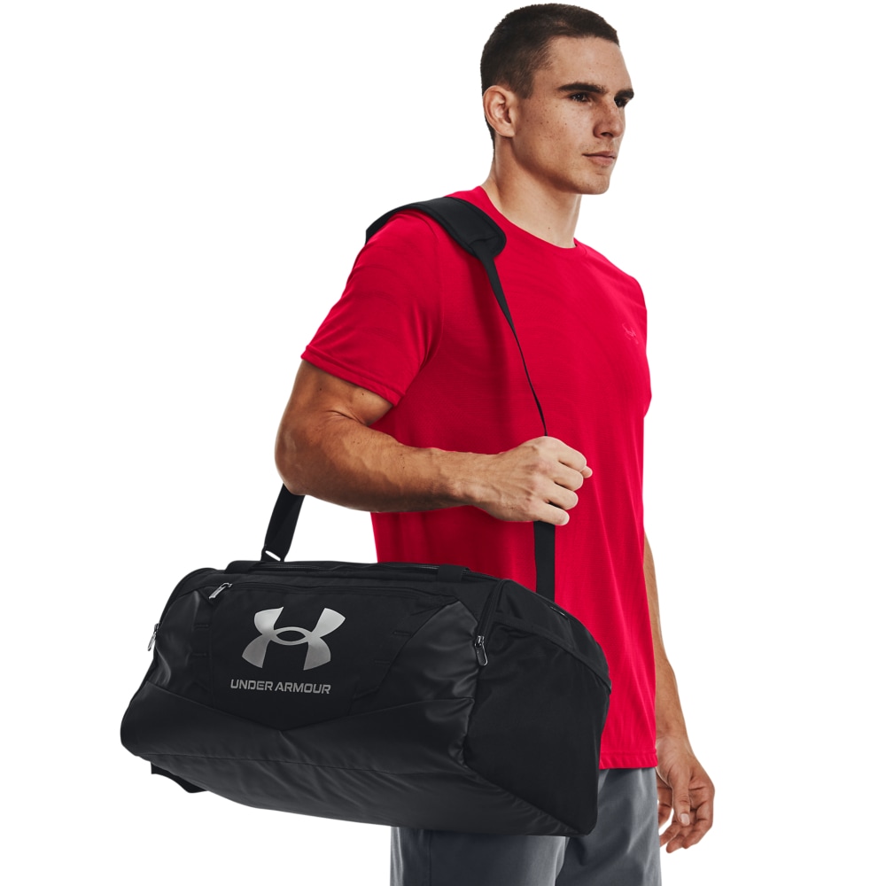 Under Armour® Sporttasche »UA UNDENIABLE 5.0 DUFFLE SM« mit großen belüfteten Fächern, mit Zip-Taschen und Innenfächern
