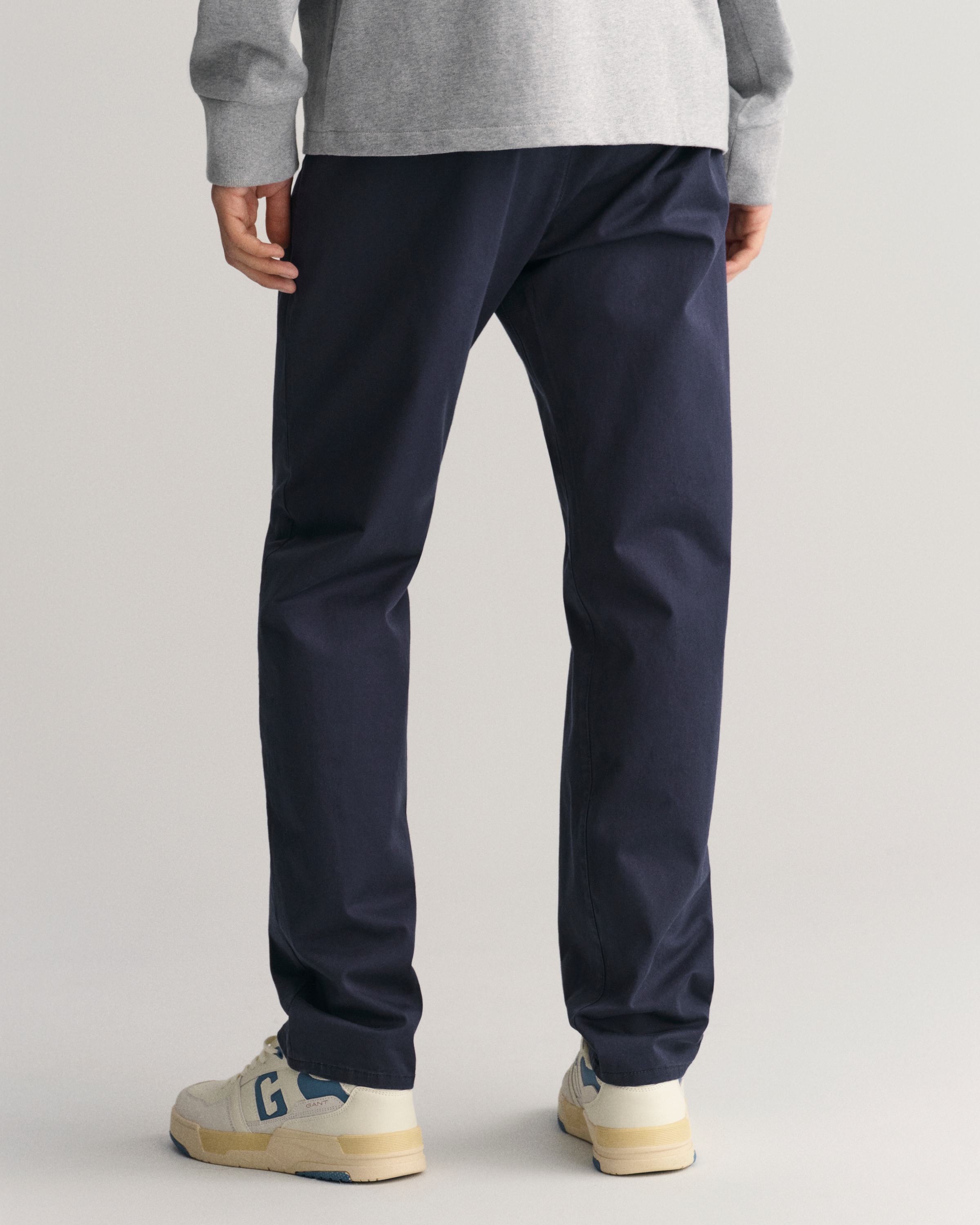 Gant Chinohose »REGULAR TWILL CHINOS«, Regumit gefütterten Seitentaschen