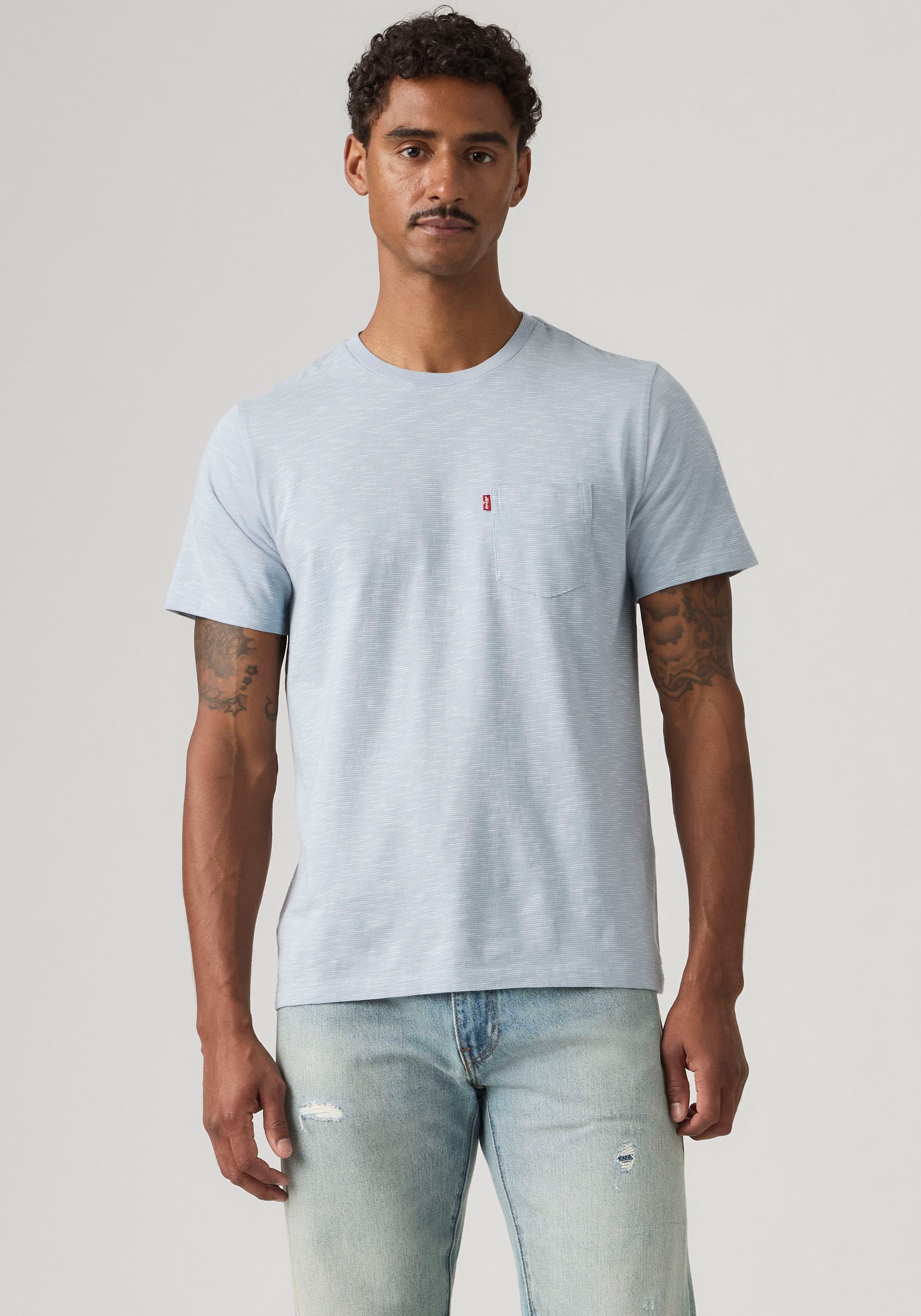 Levi's® T-Shirt »CLASSIC POCKET TEE« mit aufgesetzter Brusttasche