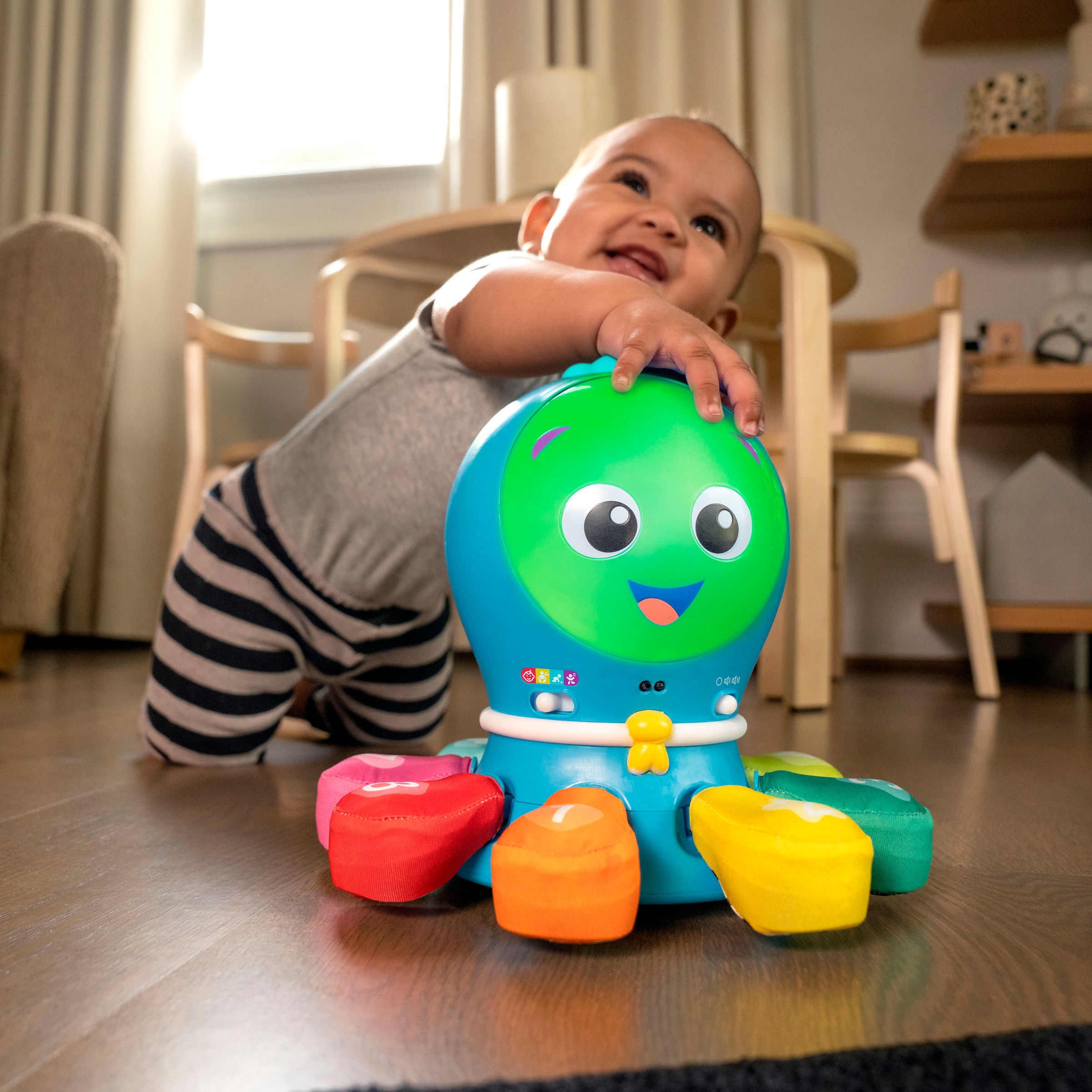 Baby Einstein Greifspielzeug »Go Opus Go™ 4-in-1 Crawl & Chase Pal«, mit Sound