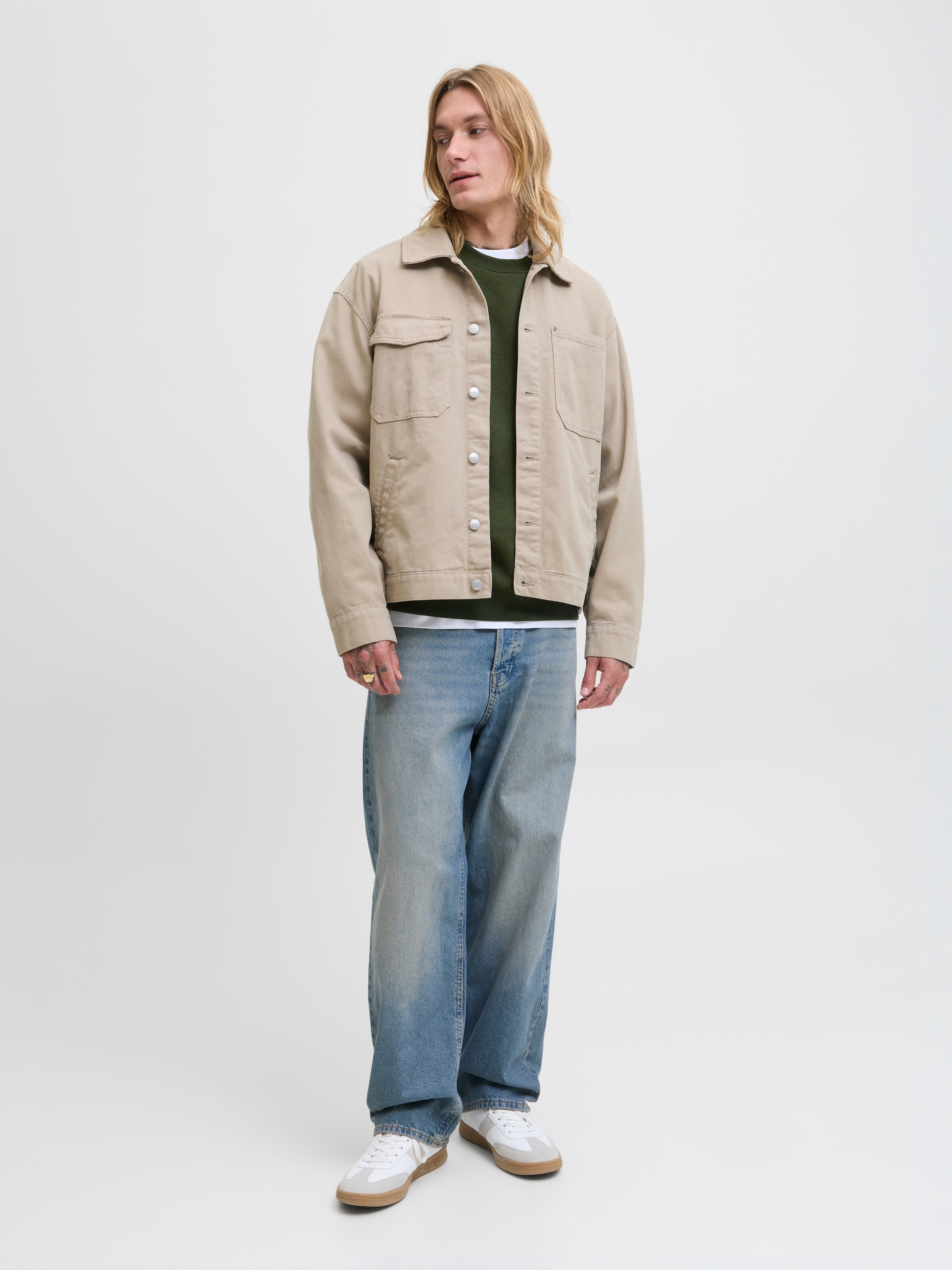 Jack & Jones Sweatshirt »JJEBRADLEY mit Rippbündchen für Alltag und Freizeit«, relaxed fit, atmungsaktiv, Rundhals, ohne Kapuze