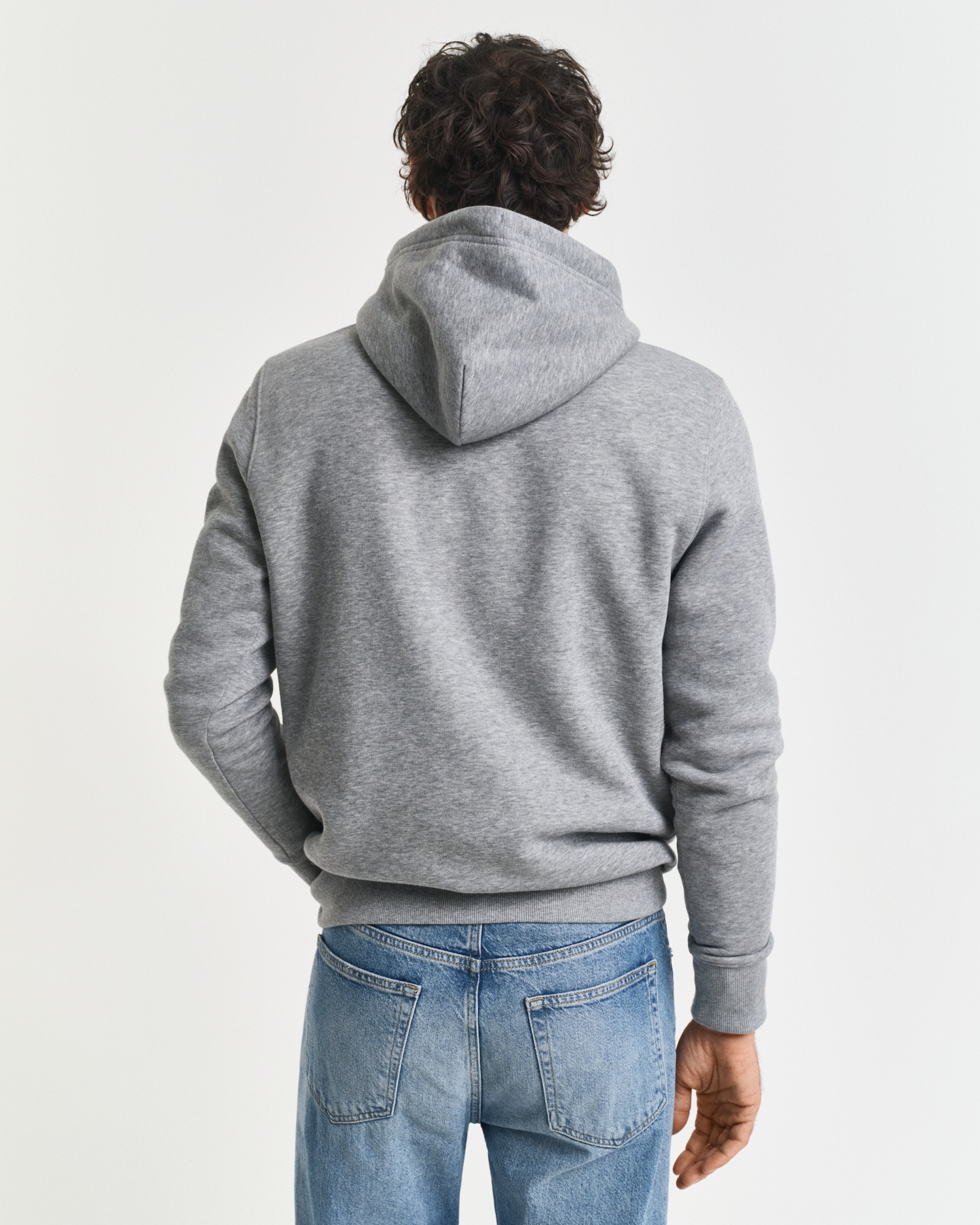 Gant Hoodie »REG SHIELD HOODIE«, mit Logostickerei auf der Brust
