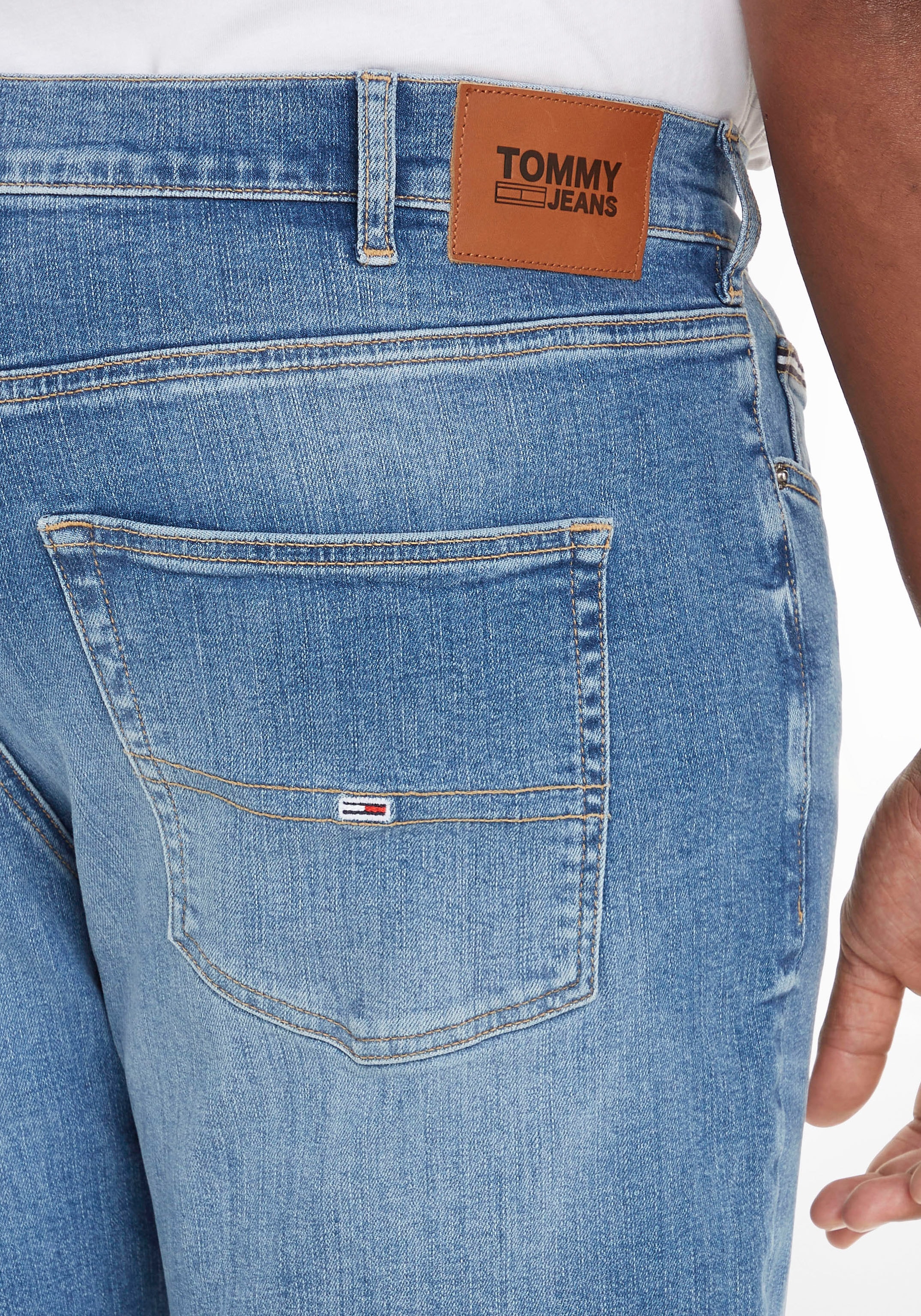 Tommy mit Jeans ♕ Jeans PLUS Plus »SCANTON CE«, bei Slim-fit-Jeans Tommy Nieten