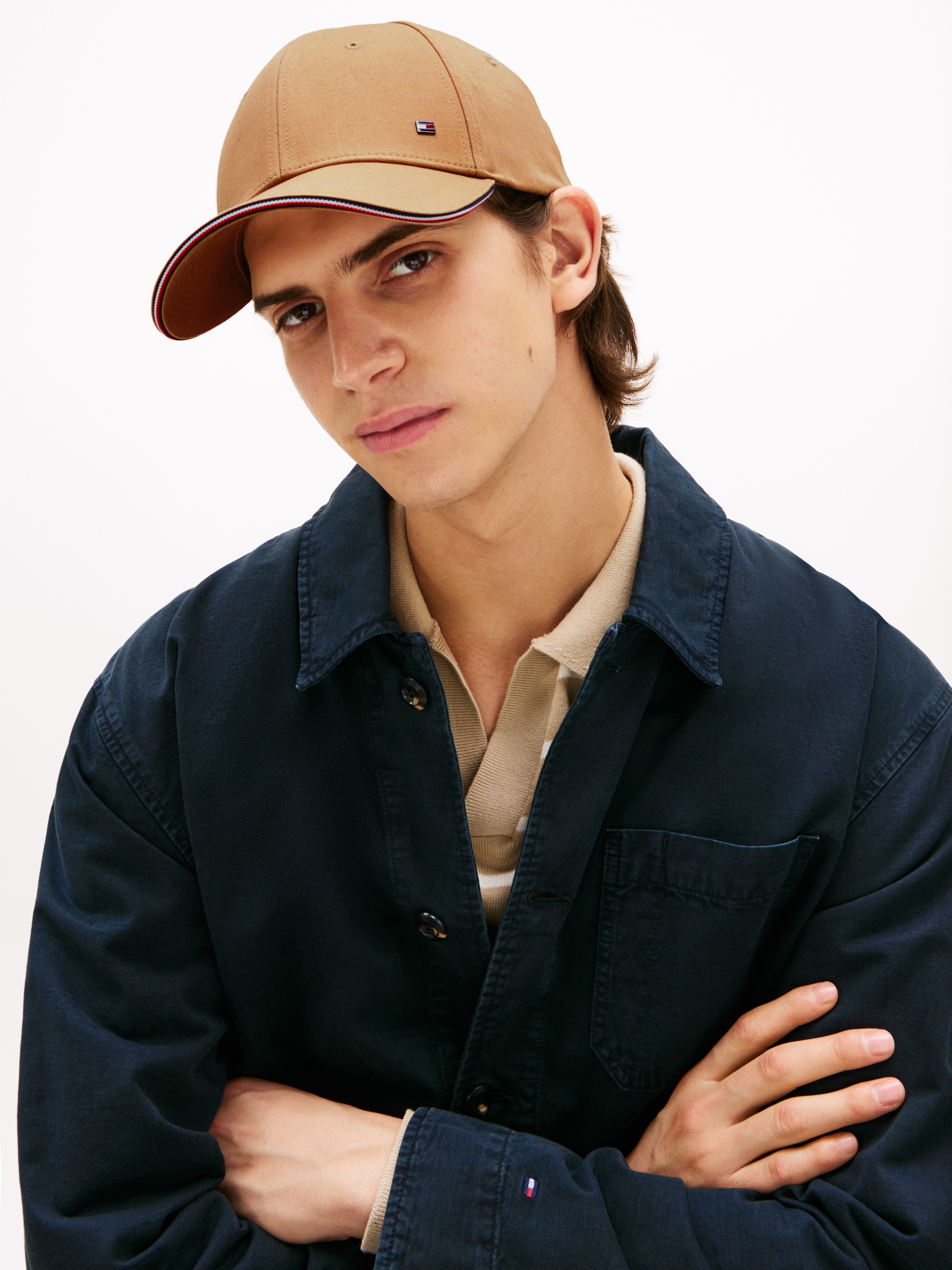 Tommy Hilfiger Baseball Cap »TH CORPORATE COTTON 6 PANEL CAP«, mit dezentem Logo-Pin über dem Schild