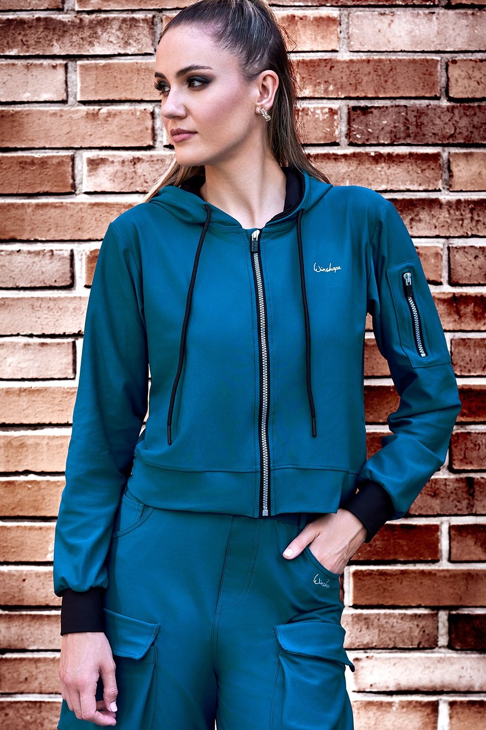 Winshape Trainingsjacke »Functional Comfort One Pocket Jacket«, J009C