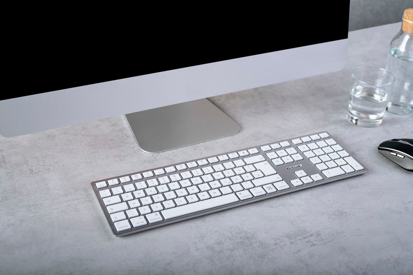 Cherry Wireless-Tastatur »KW 9100 SLIM FOR MAC« (USB-Anschluss | Ziffernblock)