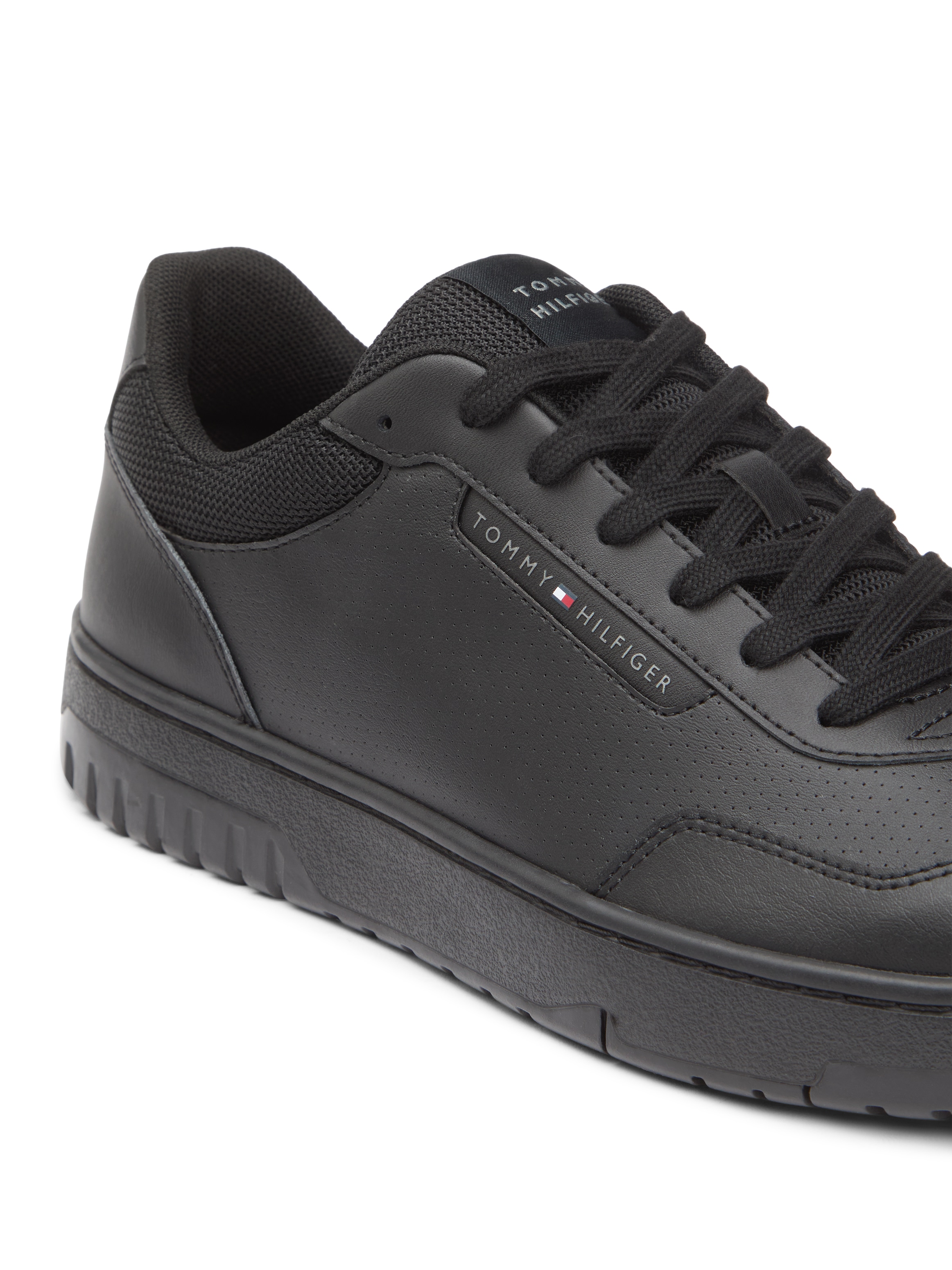 Tommy Hilfiger Sneaker »BASKET CORE LITE LTH BLOCK«  , Freizeitschuh, Halbschuh, Schnürschuh mit seitlicher Logoverzierung