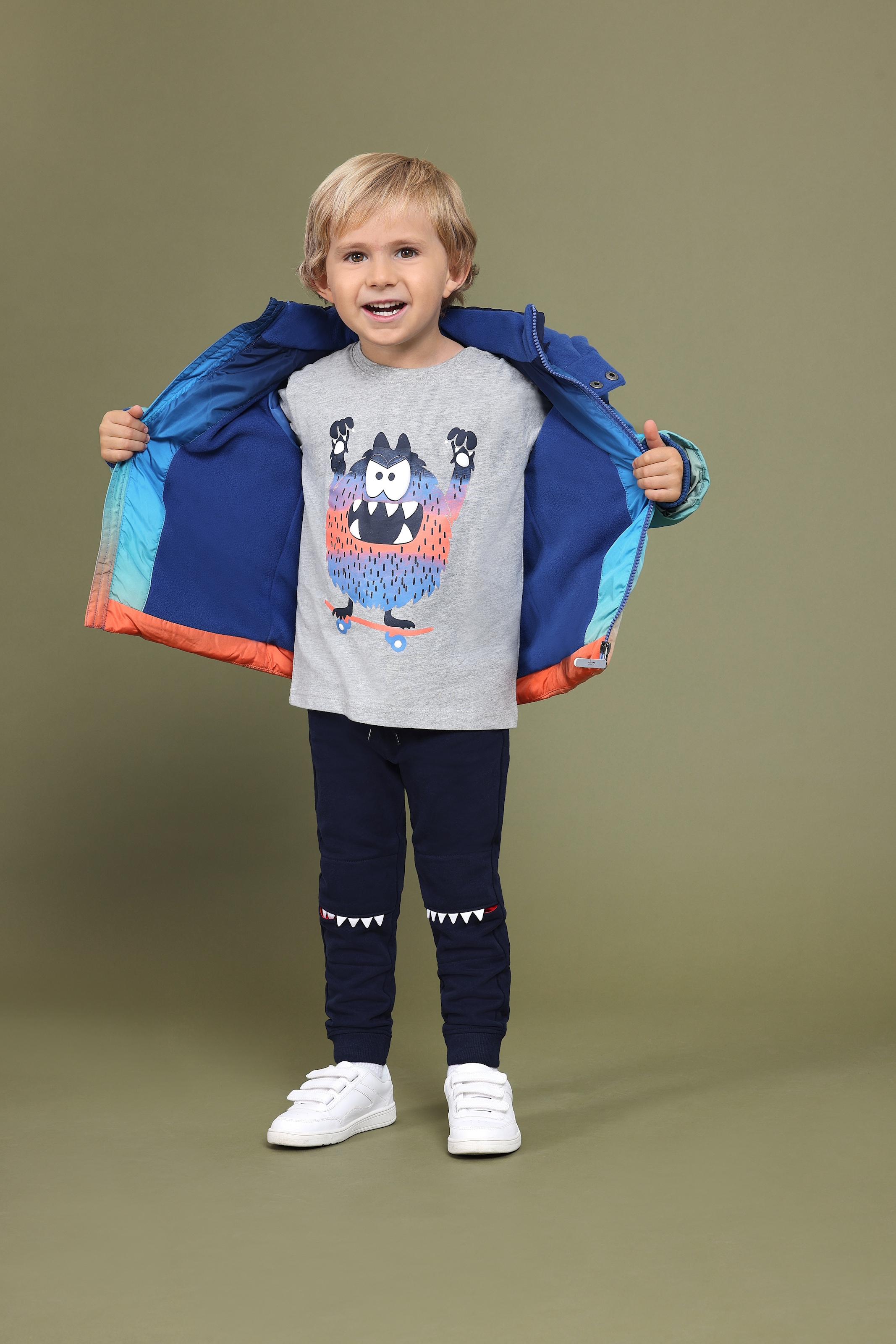 Blue Seven Steppjacke, mit Kapuze, toller Farbverlauf, abnehmbarer Kapuze, teilweise mit Fleecefutter