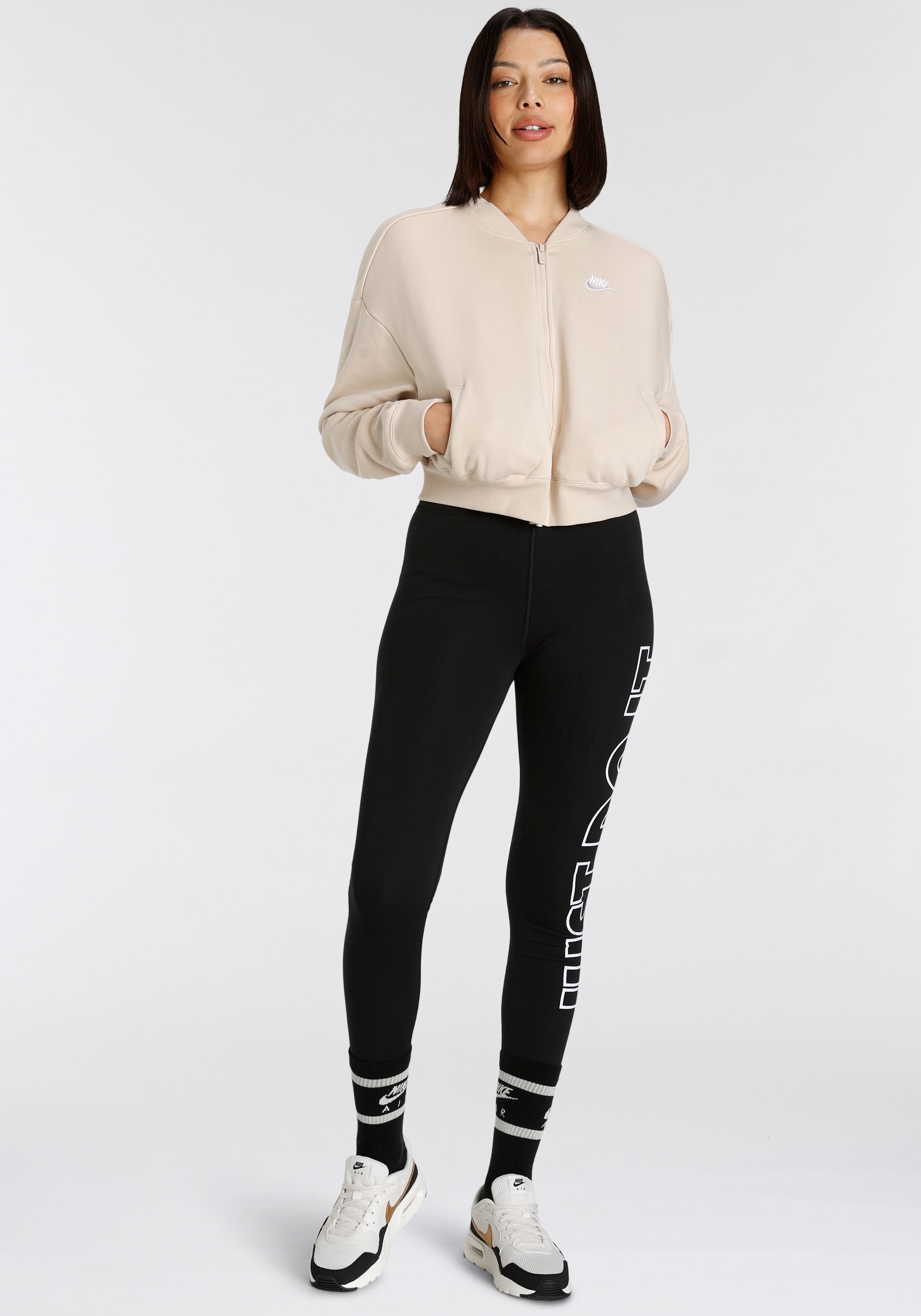 Nike Sportswear Sweatjacke »CLUB FLEECE WOMEN'S OVERSIZED CROPPED FULL-ZIP JACKET«
