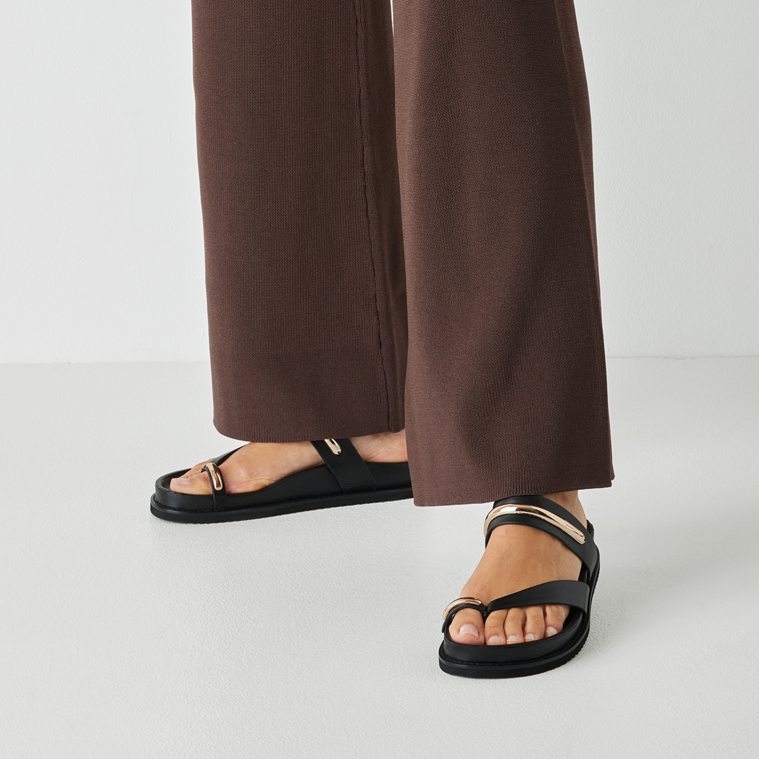 Tamaris Dianette  Sommerschuh, Pantolette, Zehentrenner mit Schmuckelementen