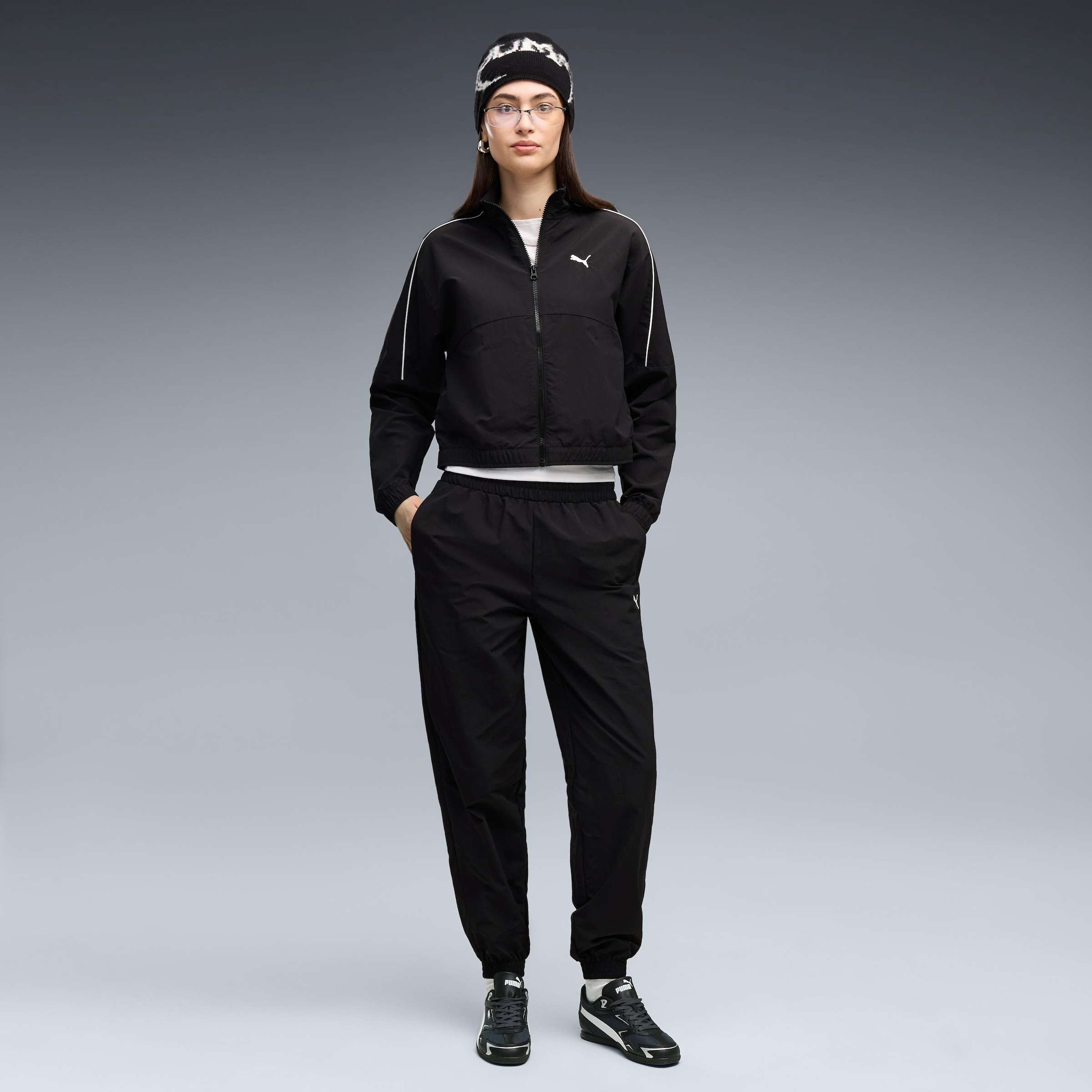 PUMA Jogginganzug »WOVEN STANDARD SUIT CL« 2 zweiteiliges Set, mit Knopfleiste, windabweisend, wärmeisolierend