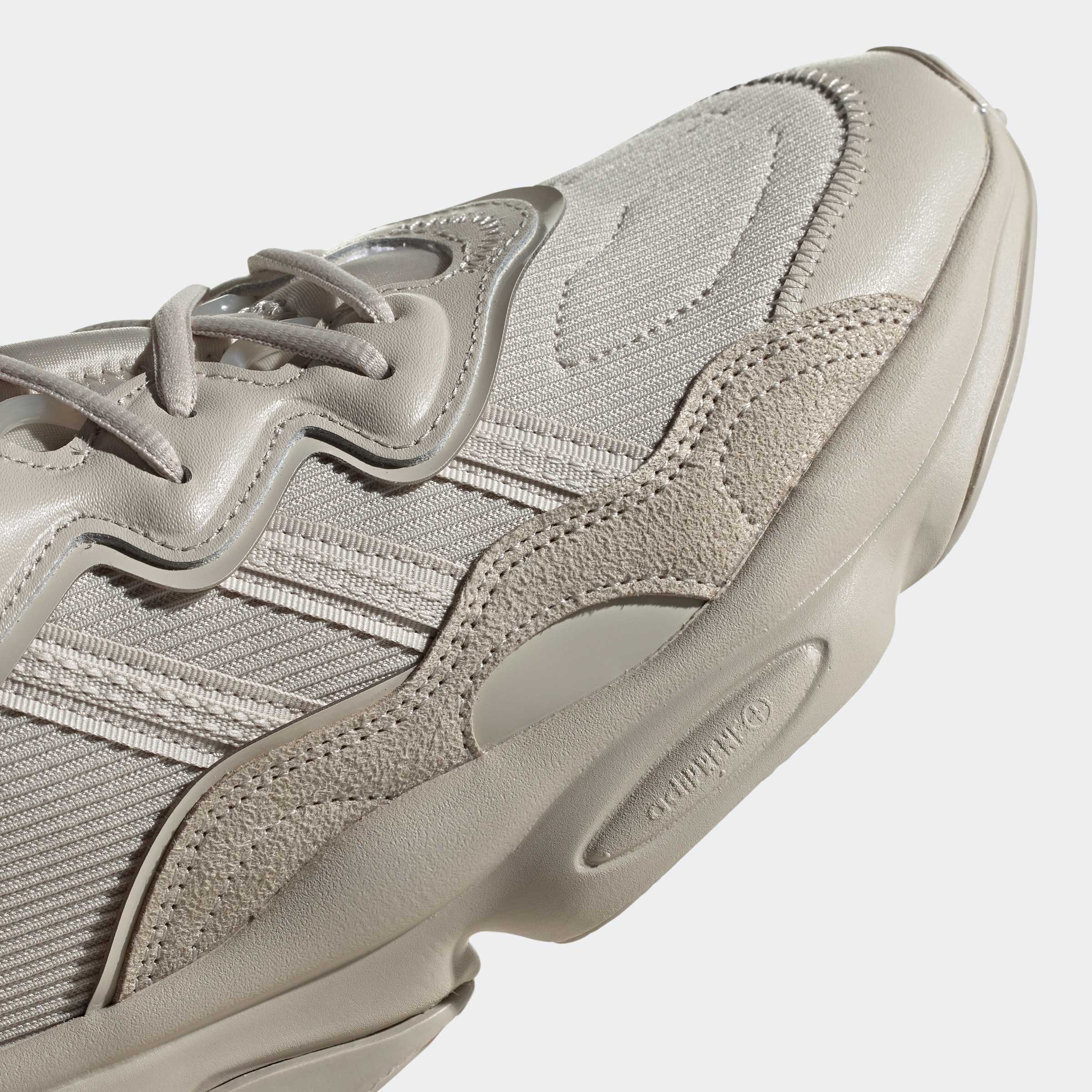 adidas Originals Sneaker »OZWEEGO«
