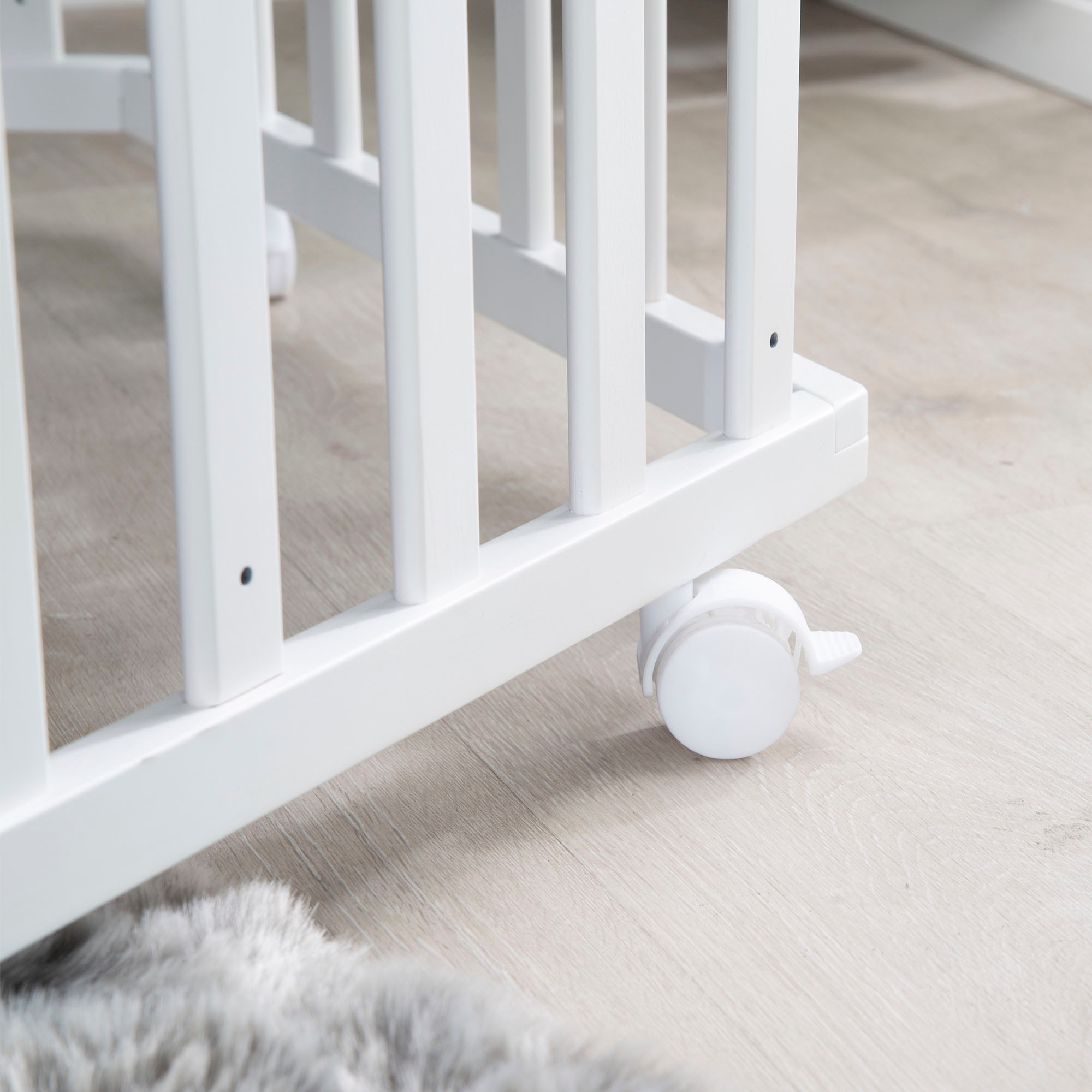 roba® Laufgitter »miffy®, weiß, 6-eckig«, bis 15 kg, mit Stoffeinlage