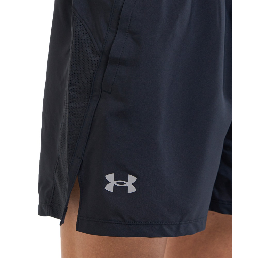 Under Armour® Shorts »UA LAUNCH 5'' SHORTS«  sportlicher Stil, für intensive Workouts und Fitnessaktivitäten