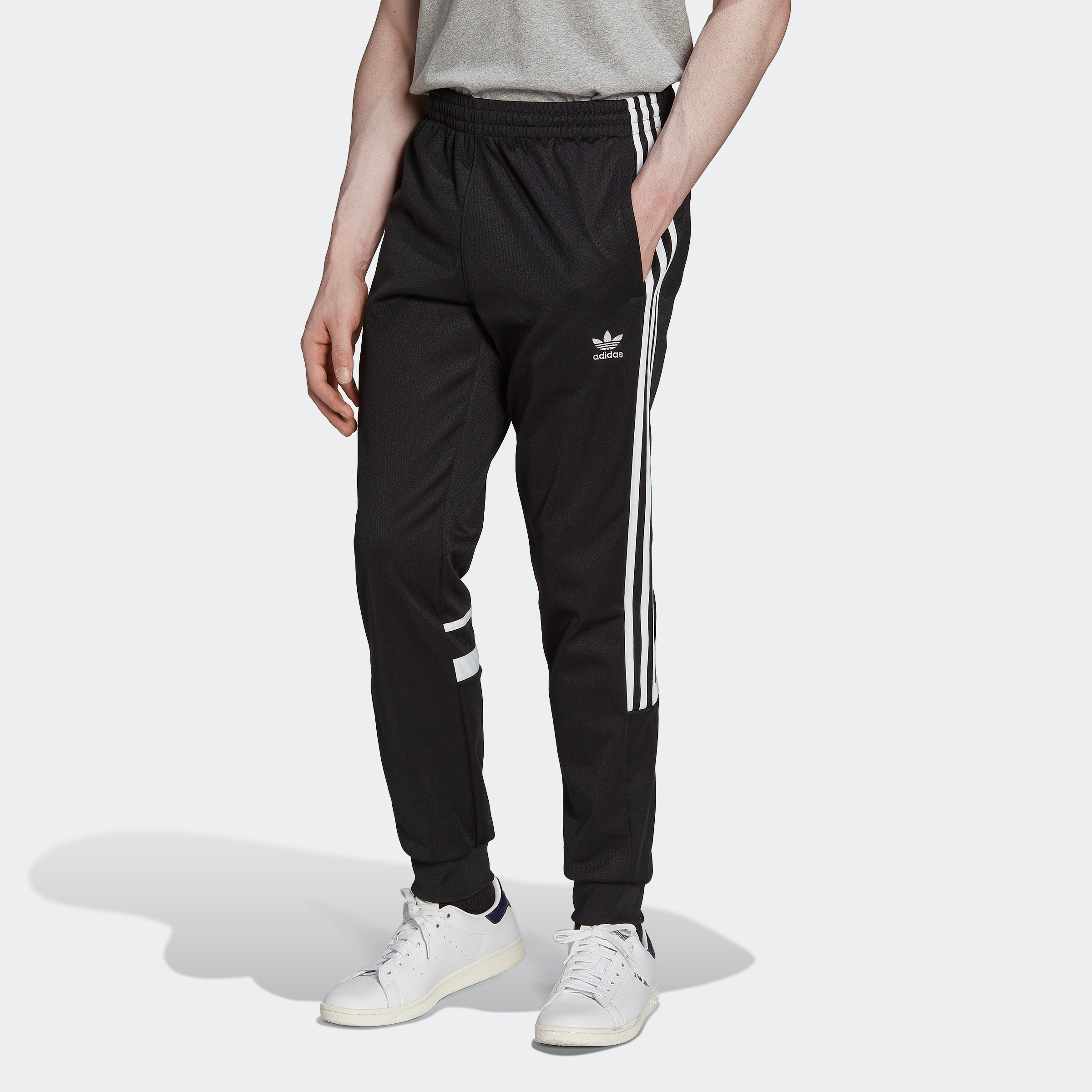 adidas Originals Sporthose »ADICOLOR CLASSICS CUTLINE HOSE«, (1 tlg.)