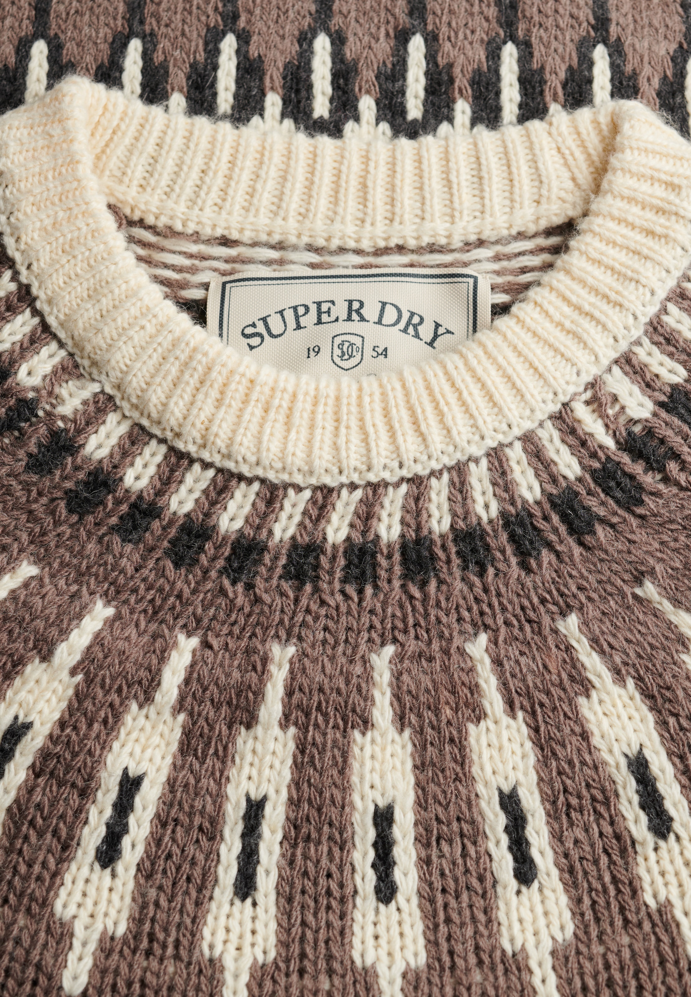 Superdry Strickpullover »CREW NECK JUMPER« Materialmix, loose fit, hochwertig mit Woll-Anteil
