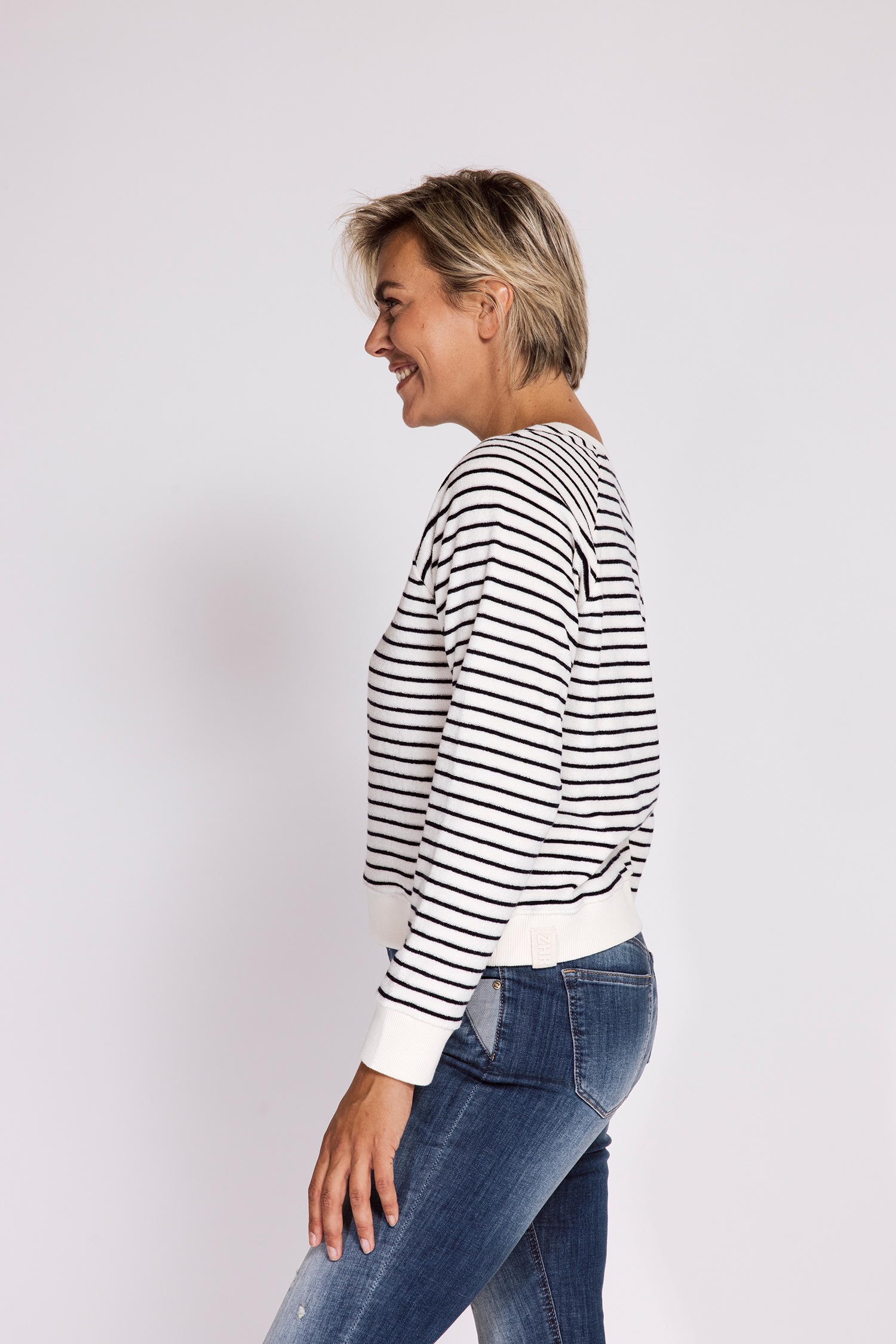 Zhrill Sweater »KOA RH Sweat Nicki«, im Streifen-Design und in Nicki-Qualität
