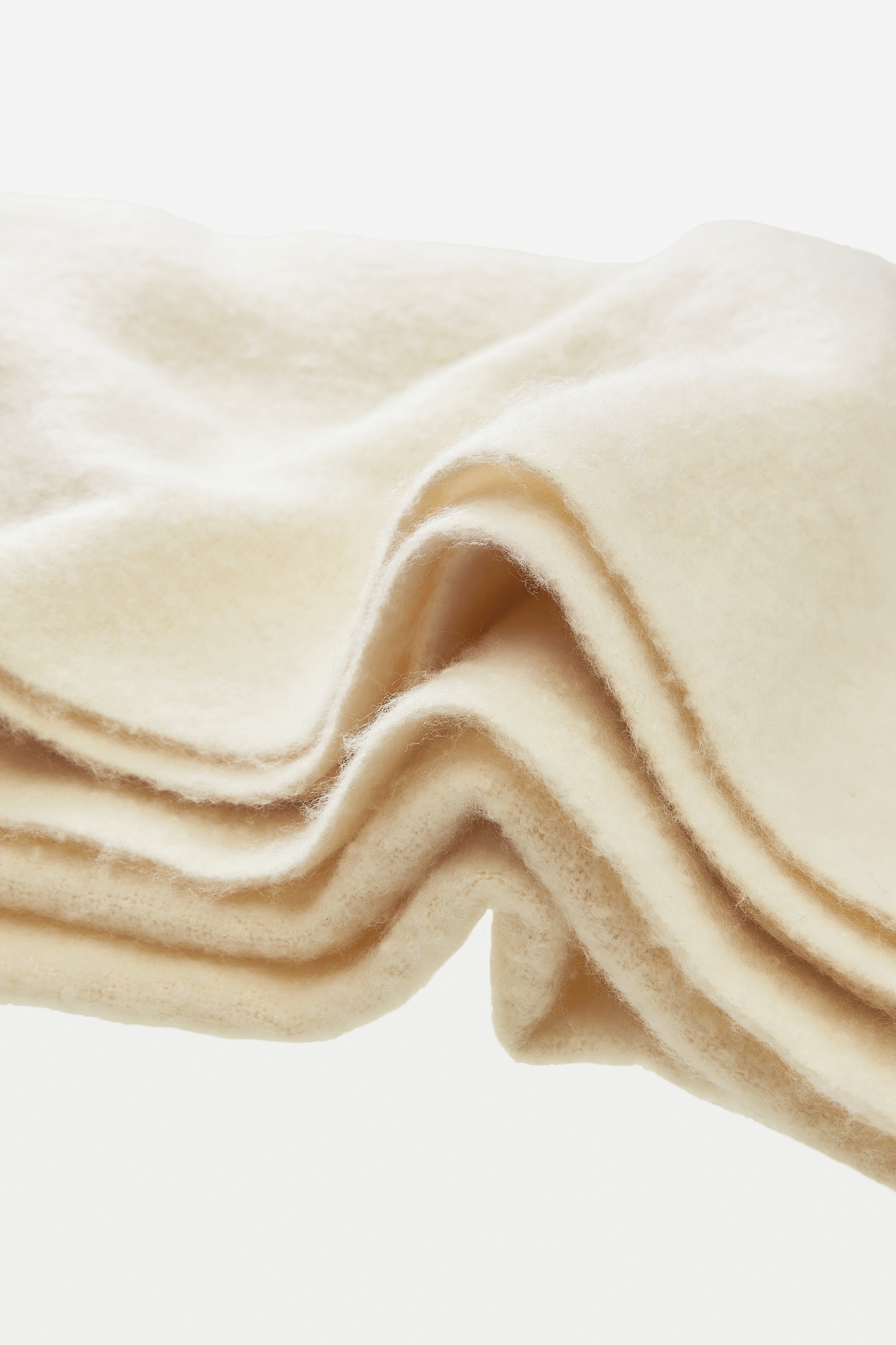 SCHÖNER WOHNEN-Kollektion Wohndecke »Plenty«, mit langen Fransen