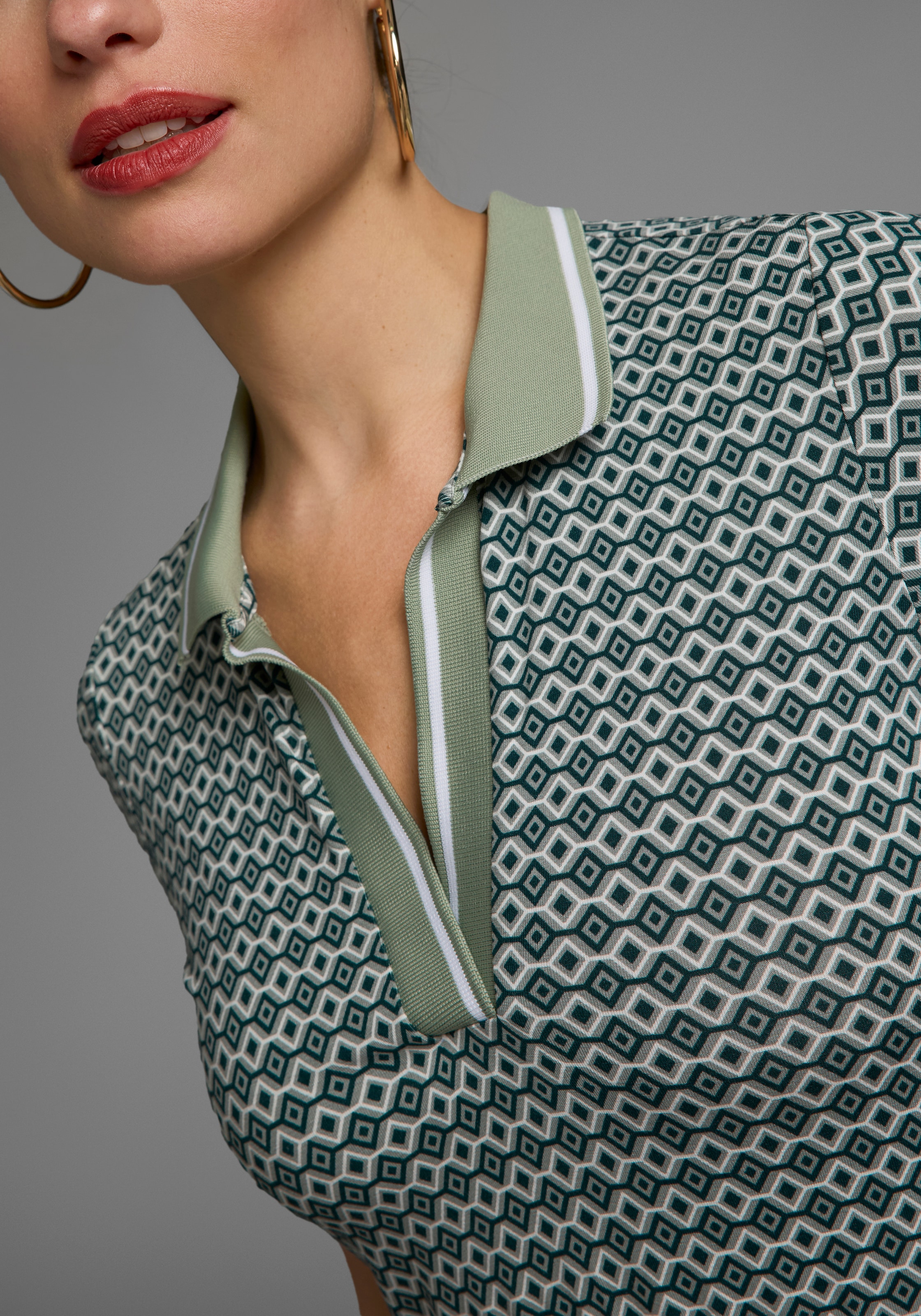 Laura Scott Sommerkleid, mit modischem Polo-Kragen