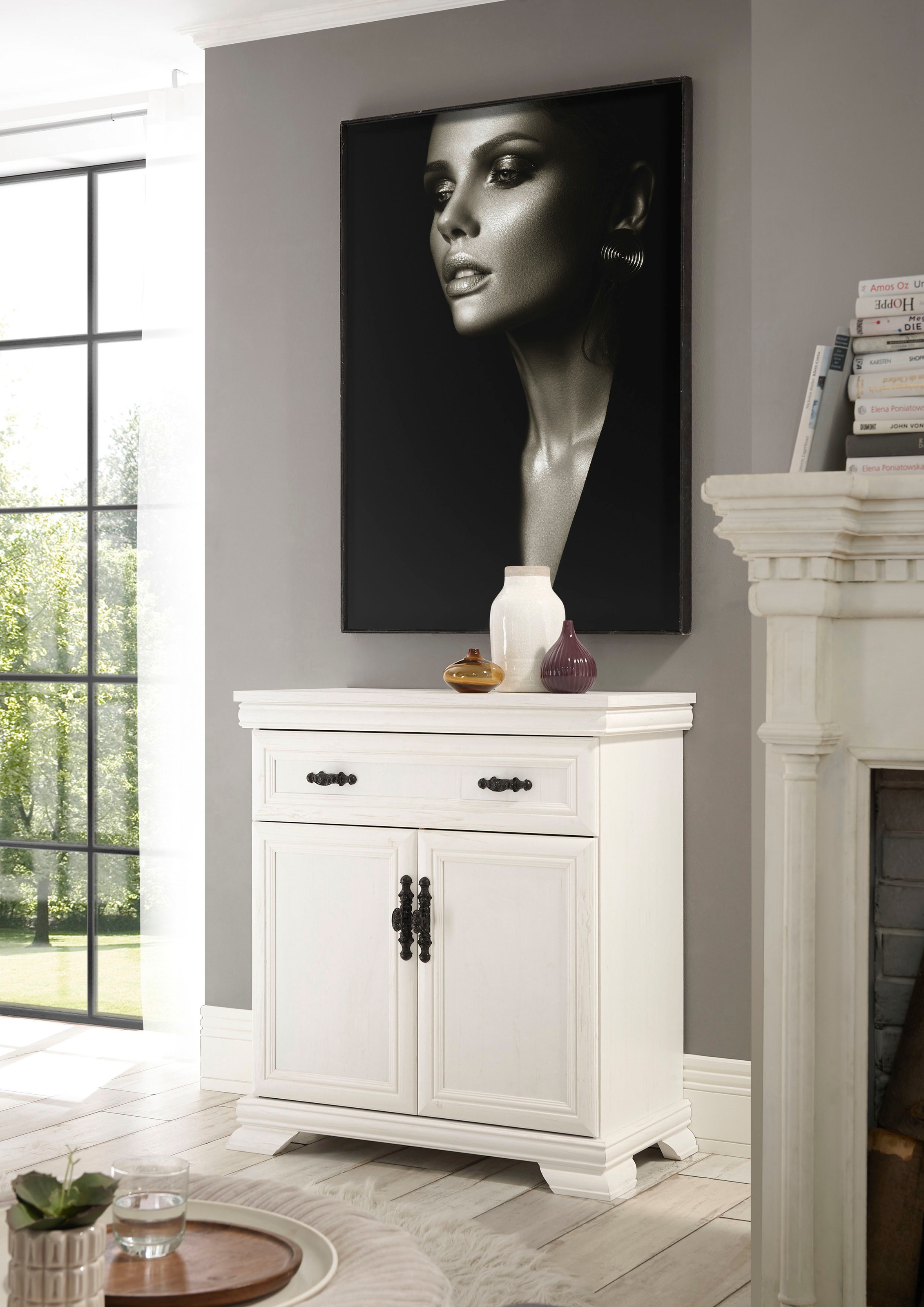 OTTO home Kommode "Royal, Schrank im Landhausstil, Wohnzimmerschrank, Mehrzweckschrank" Metallgriffe, ausreichend Stauraum, vielseitig einsetzbar, 88 cm breit
