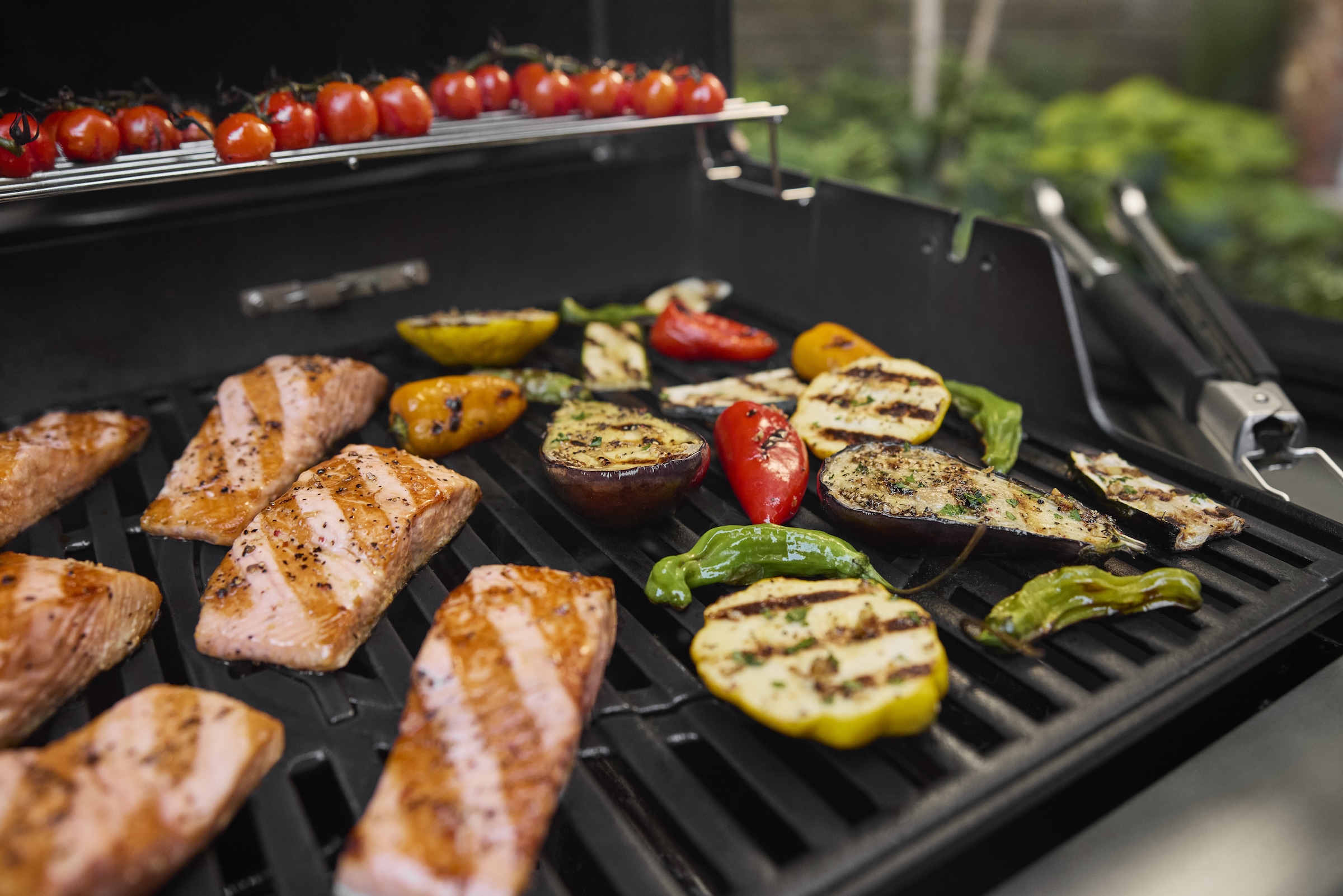 Weber Gasgrill »SPIRIT E-410 (2025)«, Edelstahl Flavorizer Bars, Snap Jet Zündung