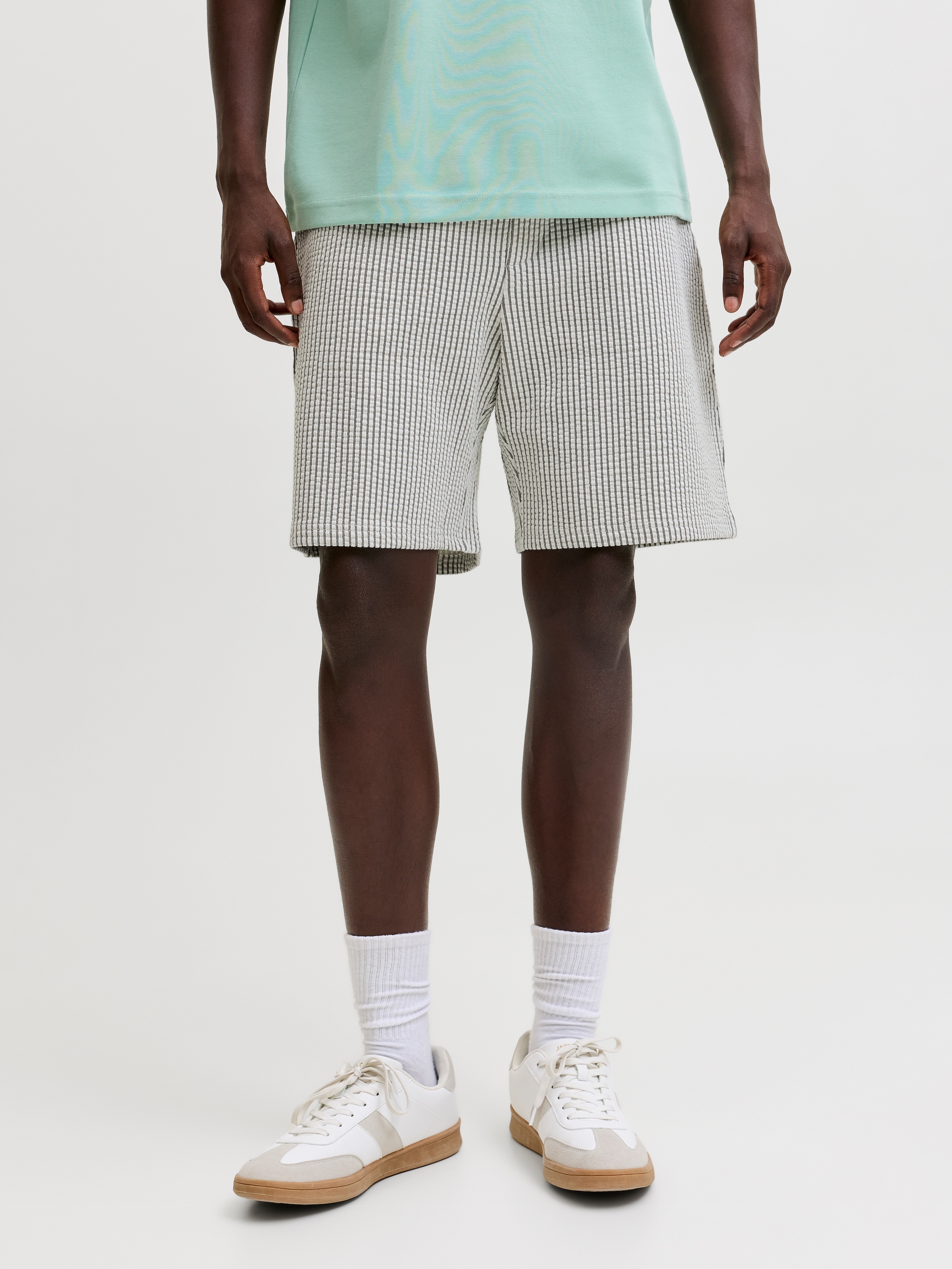 Jack & Jones Shorts »JPSTKARL MAY JOGGER SHORTS REG RET«  aus Baumwollmischung, mit elastischem Bund, in Stretch-Qualität