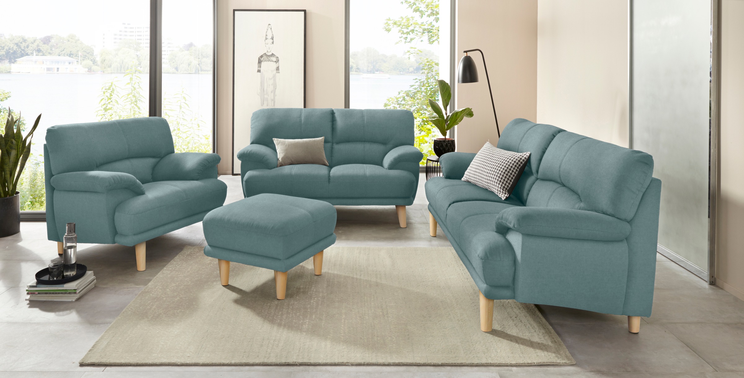 TRENDMANUFAKTUR Sessel »Cecilia, Loungesessel, italienisches Design, bequeme Armlehnen« aufwendige Rückenverarbeitung für hohen Sitzkomfort, Holzfuß