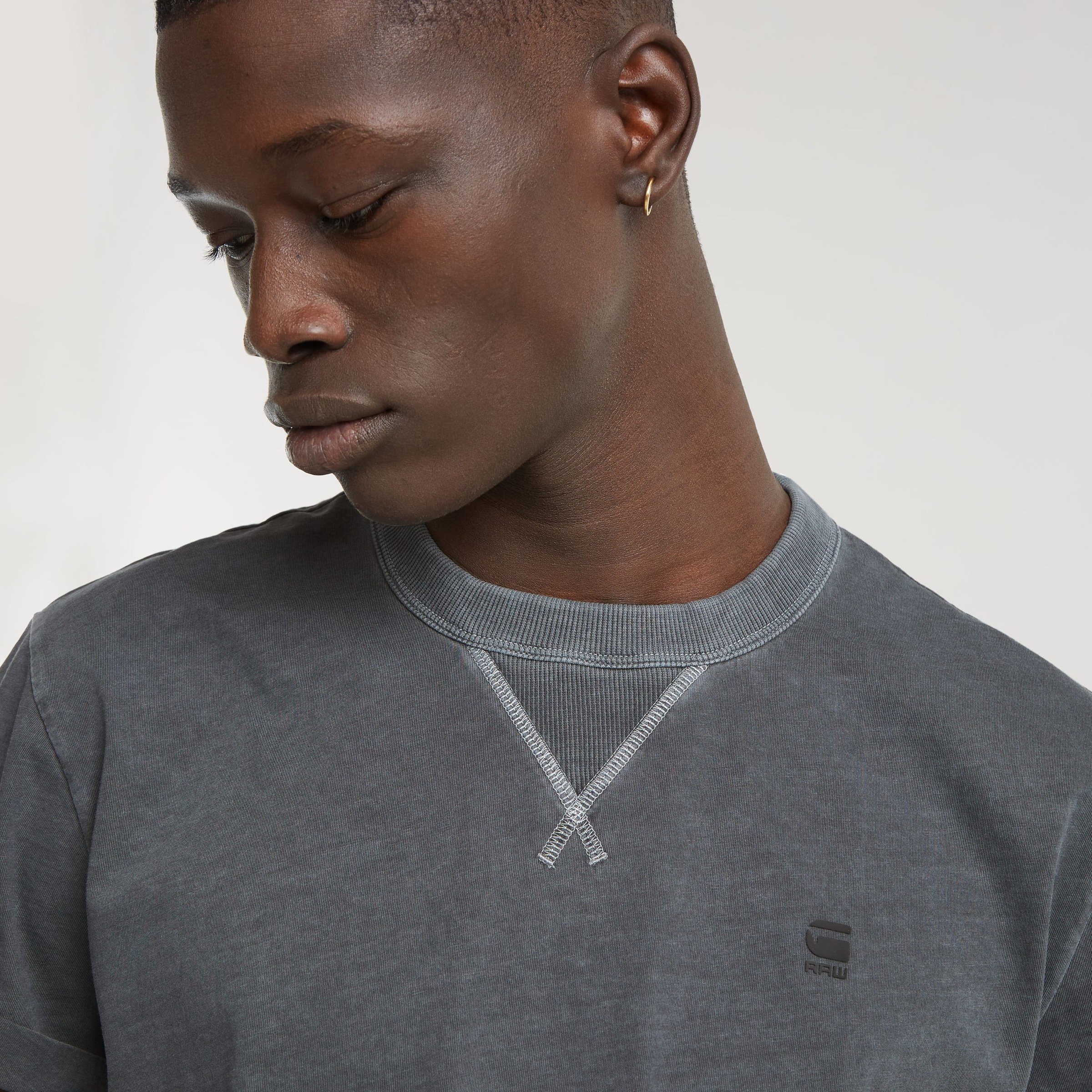 G-STAR T-Shirt »Nifous«, Rundhals, mit Rippeinsatz