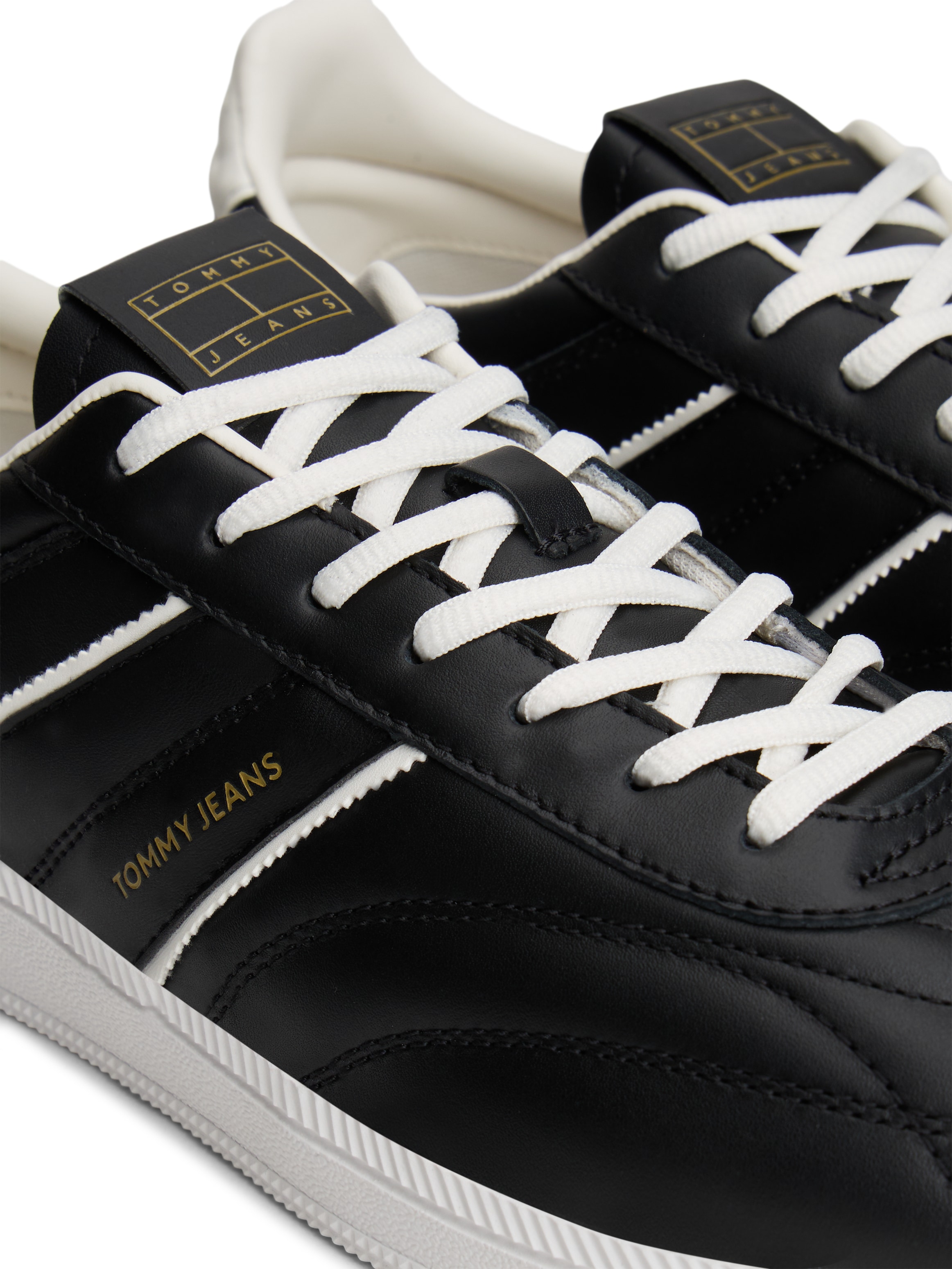 Tommy Jeans Sneaker »THE GREENWICH EDGE STITCHING«  , Freizeitschuh, Halbschuh, Schnürer, Logo an der Seite und Schuhzunge