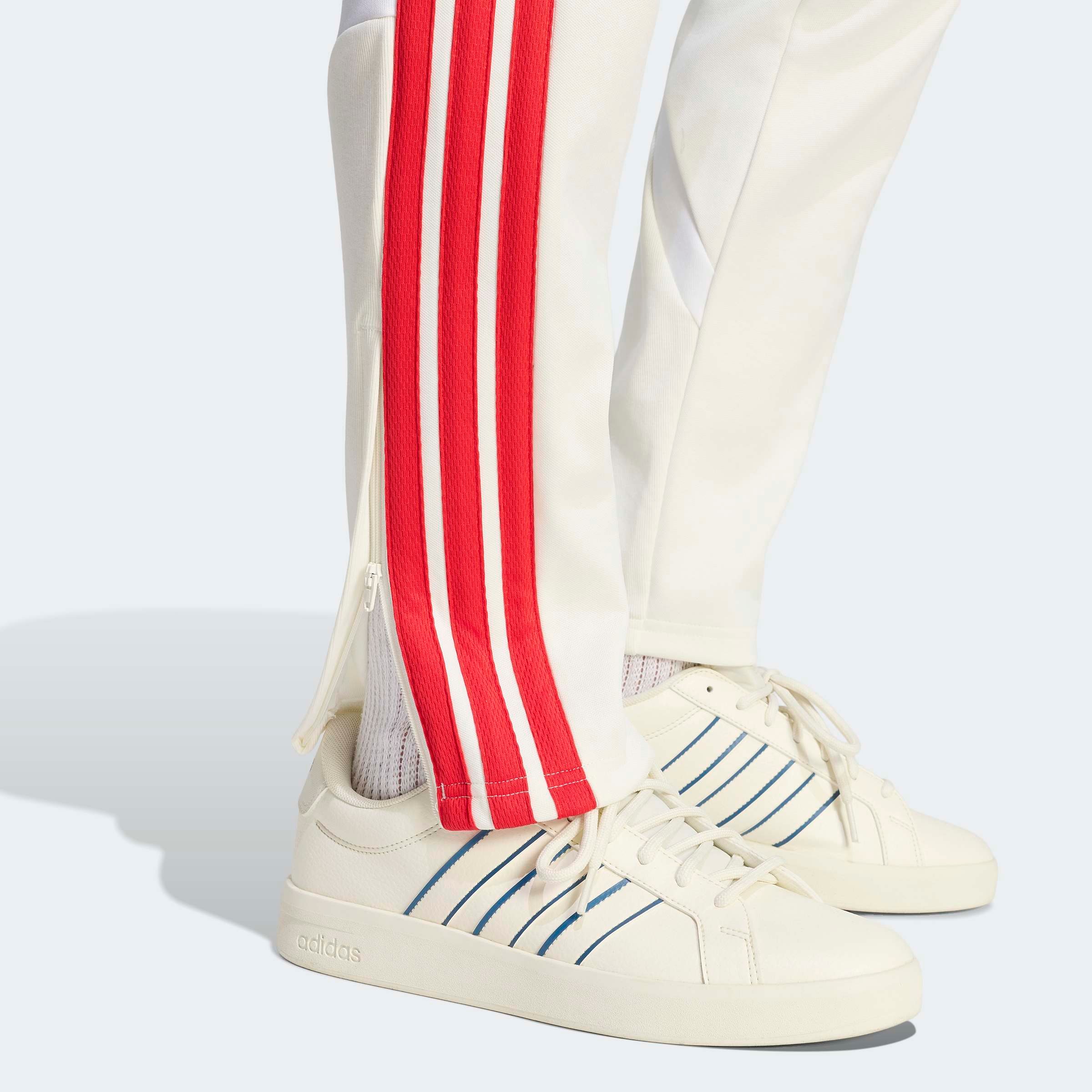 adidas Sportswear Sporthose »HOUSE OF TIRO NATIONS PACK«  für Erwachsene, mit Kordelverschluss, aus Baumwolle