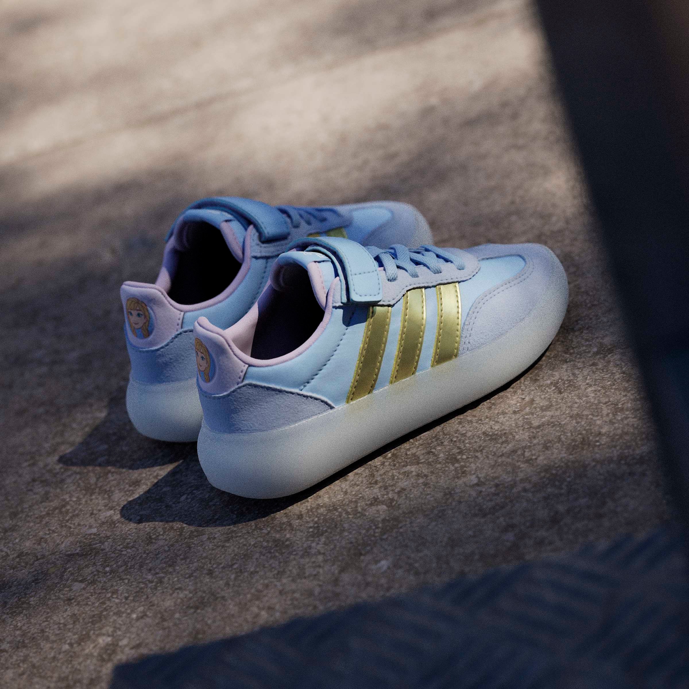 adidas Sportswear Sneaker »ADIDAS DISNEY DIE EISKÖNIGIN BARREDA DECODE KIDS«  Frozen, für Kinder & Jugendliche