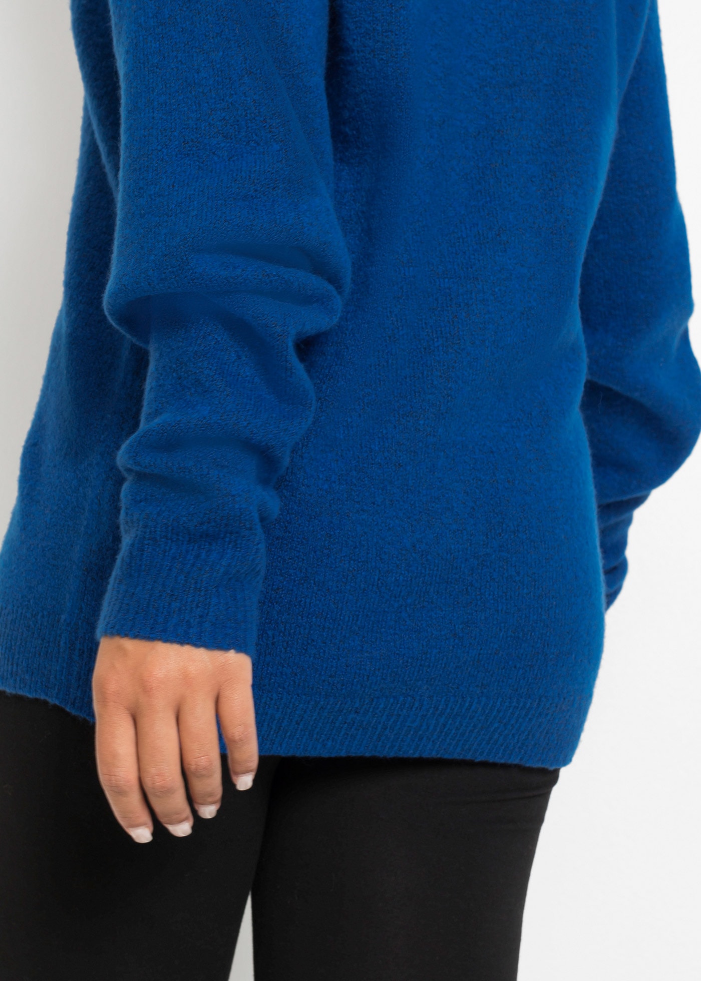 bonprix Strickpullover »Oversize-Strick-Pullover« aus weichem Material, mit V-Ausschnitt, Oversized-Passform