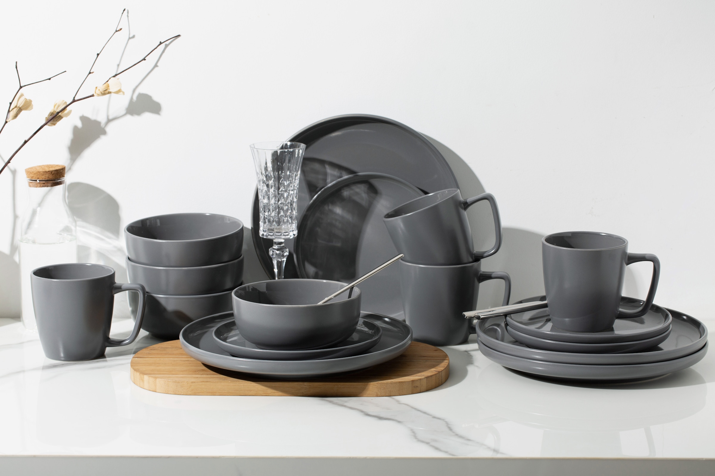 OTTO home Geschirr-Set »Tommik, außen matt, innen glänzend« spülmaschinenfest und mikrowellengeeignet