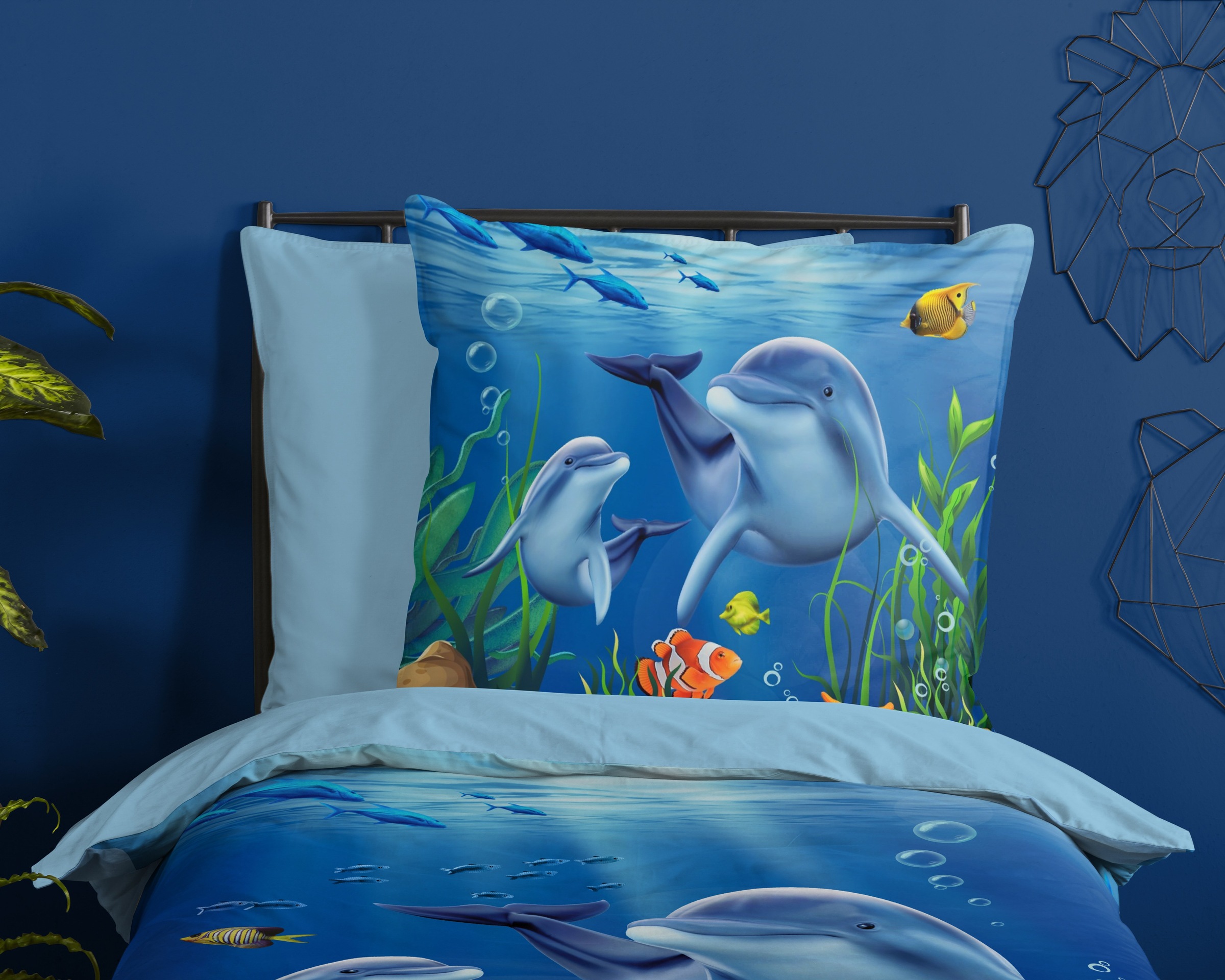 PURE luxury collection Kinderbettwäsche »Mare«, Mikrofaser, 135x200, Pflegeleicht, Wendeoptik, Kind, Delfin Meer, Blau