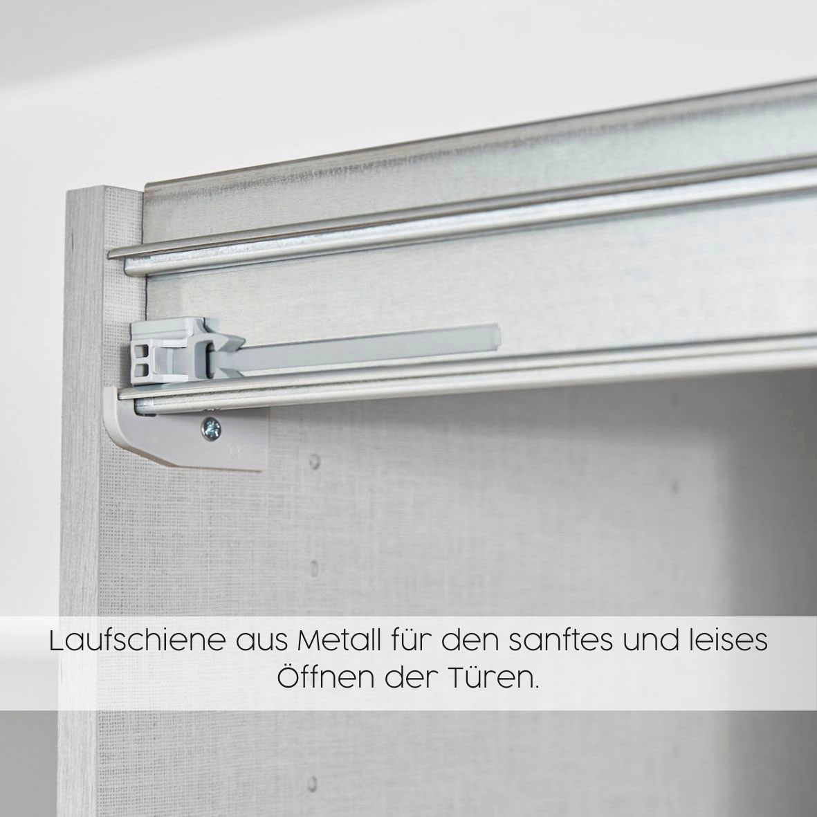 rauch Schwebetürenschrank »Kleiderschrank Kleiderschränke Schrank Garderobe AGORDO mit Glasfront«, durchdachte Innenausstattung, in 4 Breiten und 2 Höhen MADE IN GERMANY