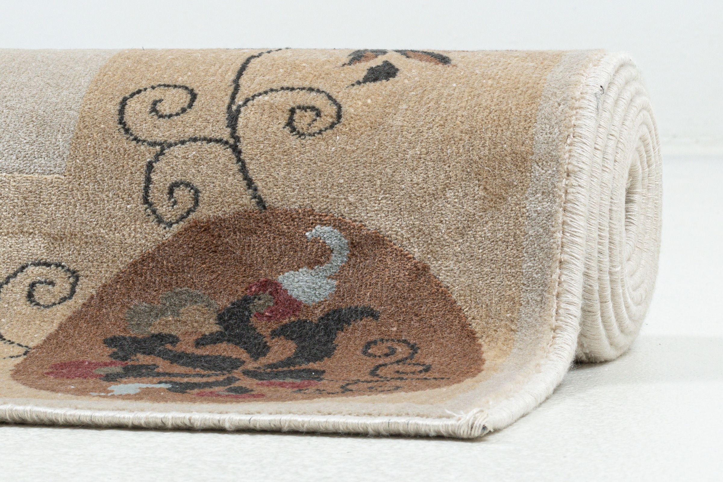 Gino Falcone Teppich »Cherina GF-130« rechteckig 8 mm Höhe zartes Blüten Design, mit Bordüre, leichter Glanz, 100 % Viskose